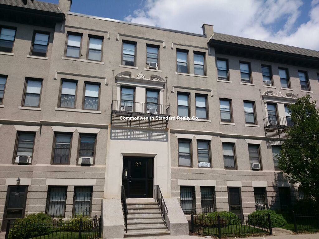 27 Glenville Ave, Allston