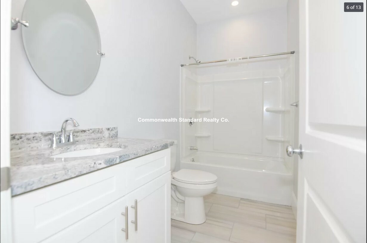 8 Islington St, Allston