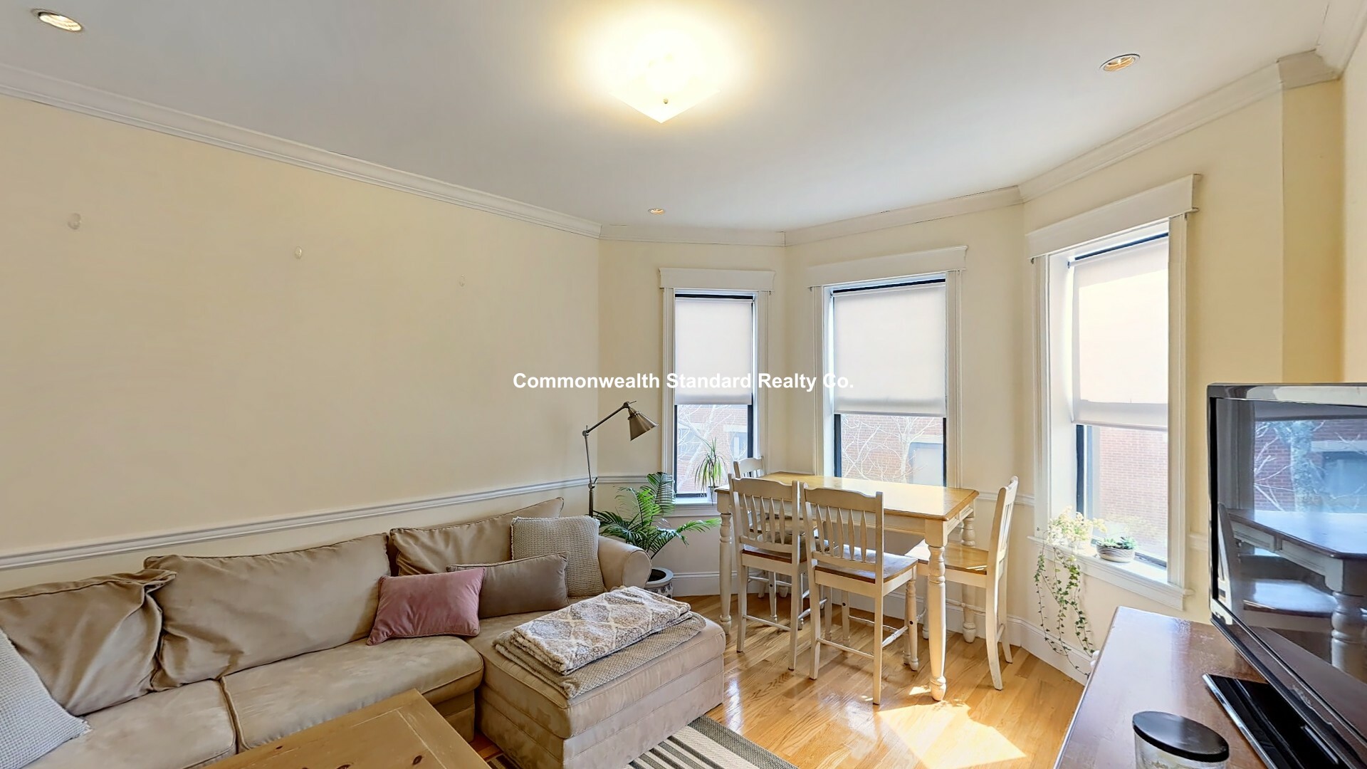 2 bed, 1 bath apartment for rent at 1340 Commonwealth Ave Unit 20, Brighton