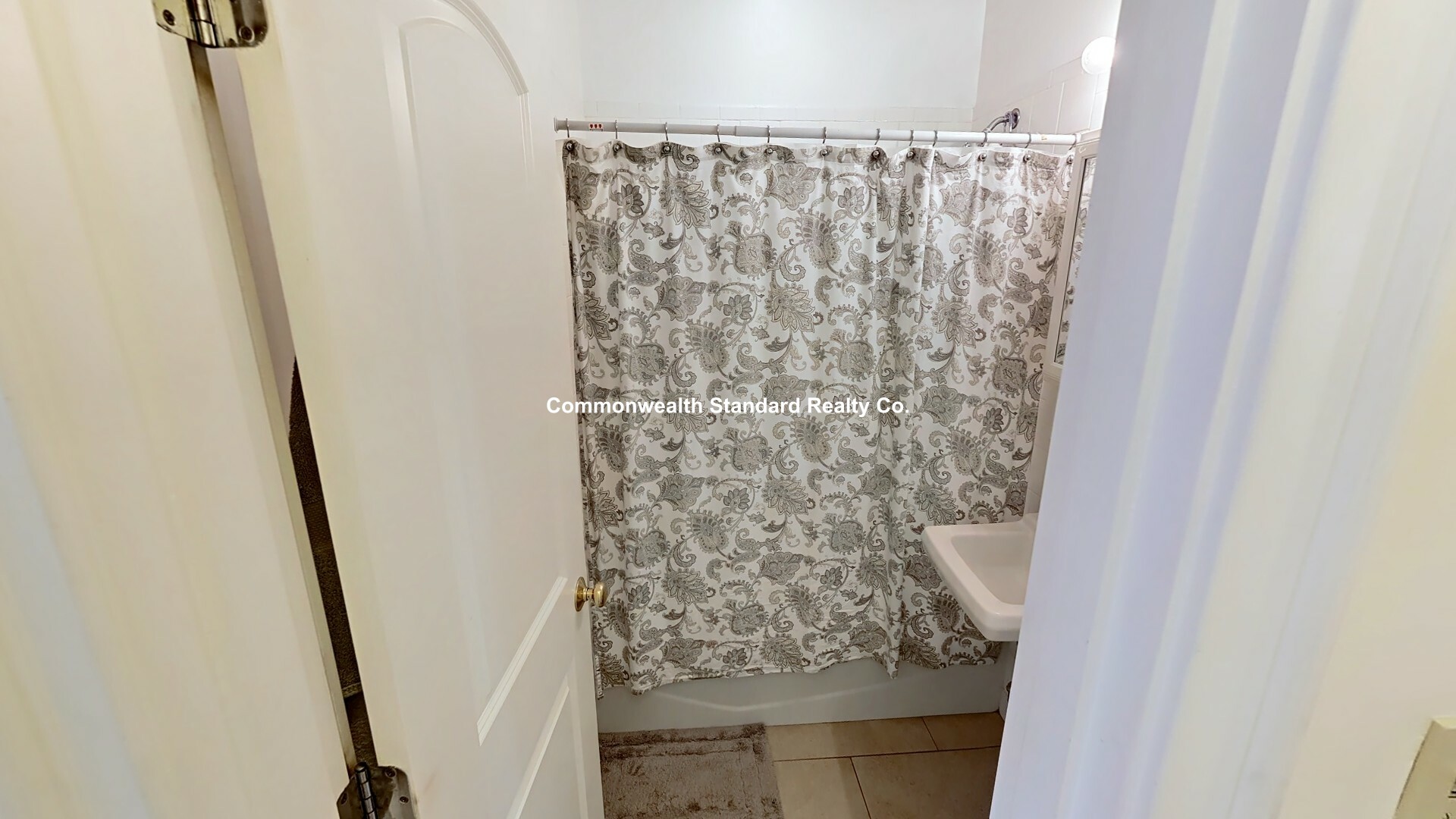 2 bed, 1 bath apartment for rent at 1340 Commonwealth Ave Unit 20, Brighton — photo 11 of 12