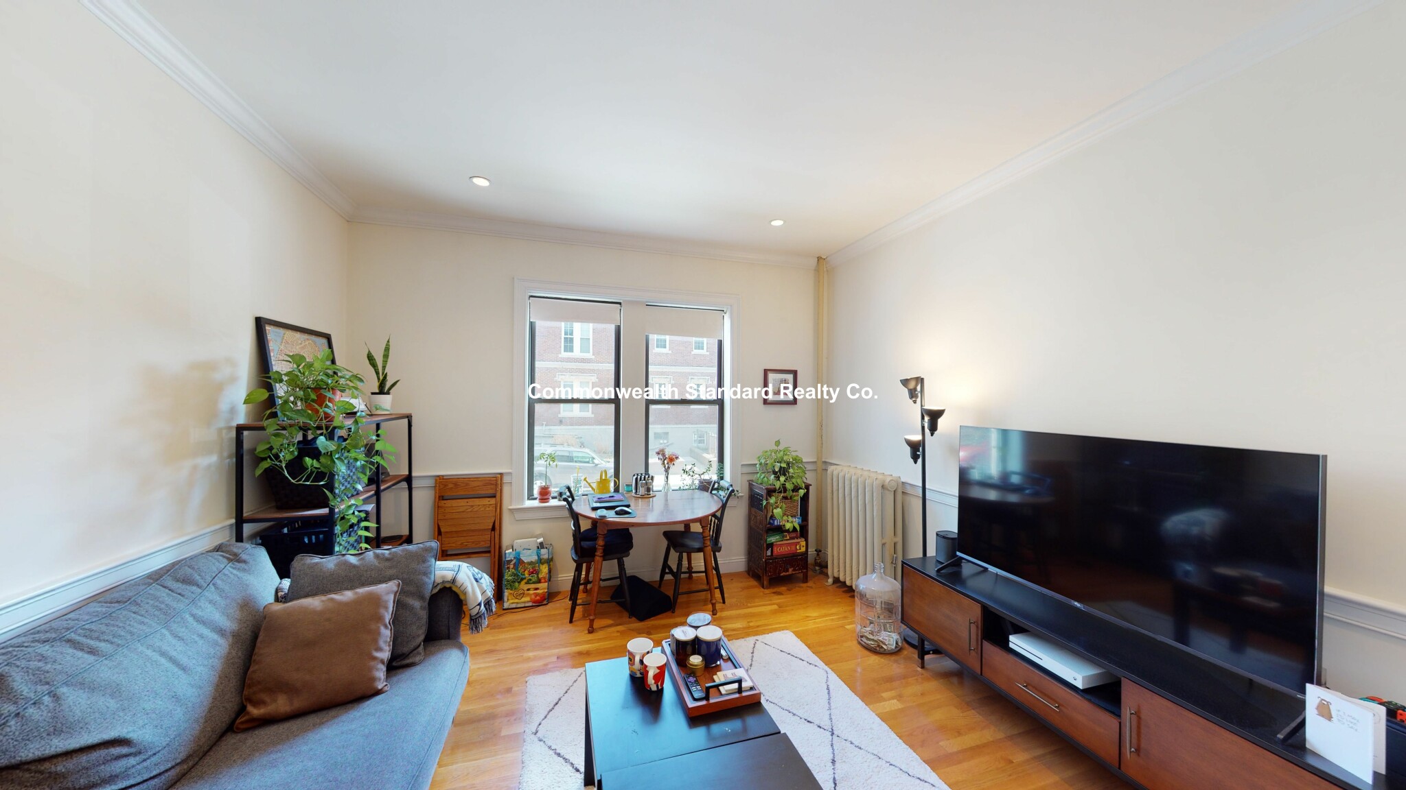 4 Park Vale Ave, Allston
