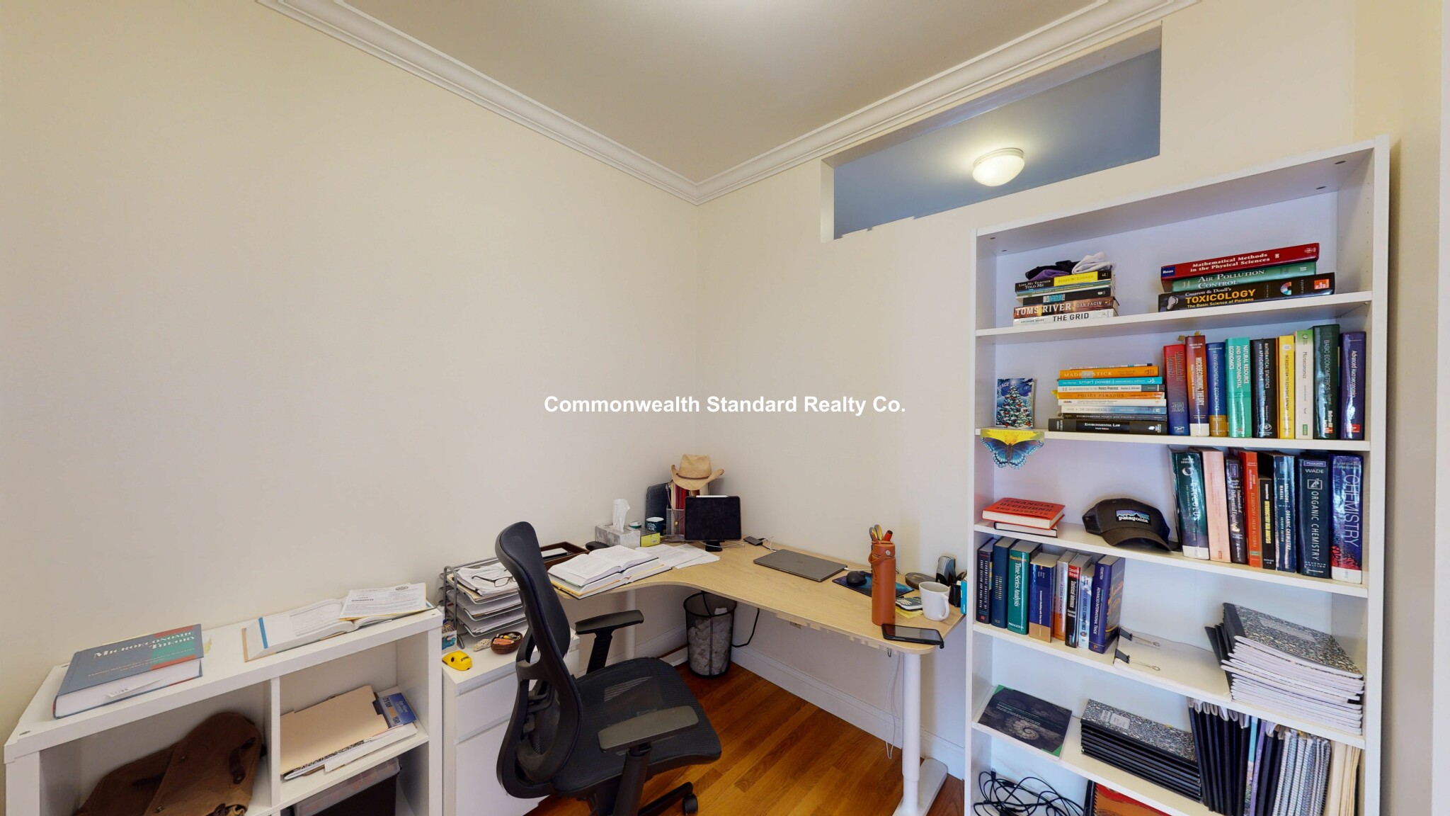 4 Park Vale Ave, Allston