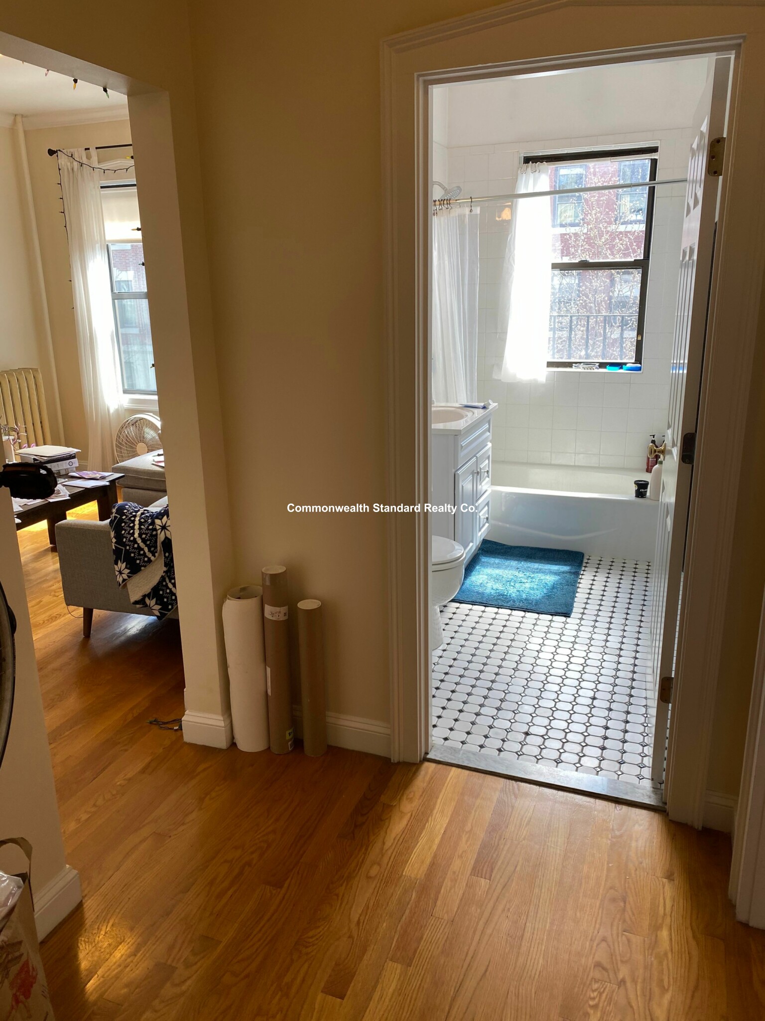 4 Park Vale Ave, Allston