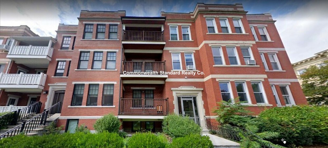 94 Pleasant St, Coolidge Corner