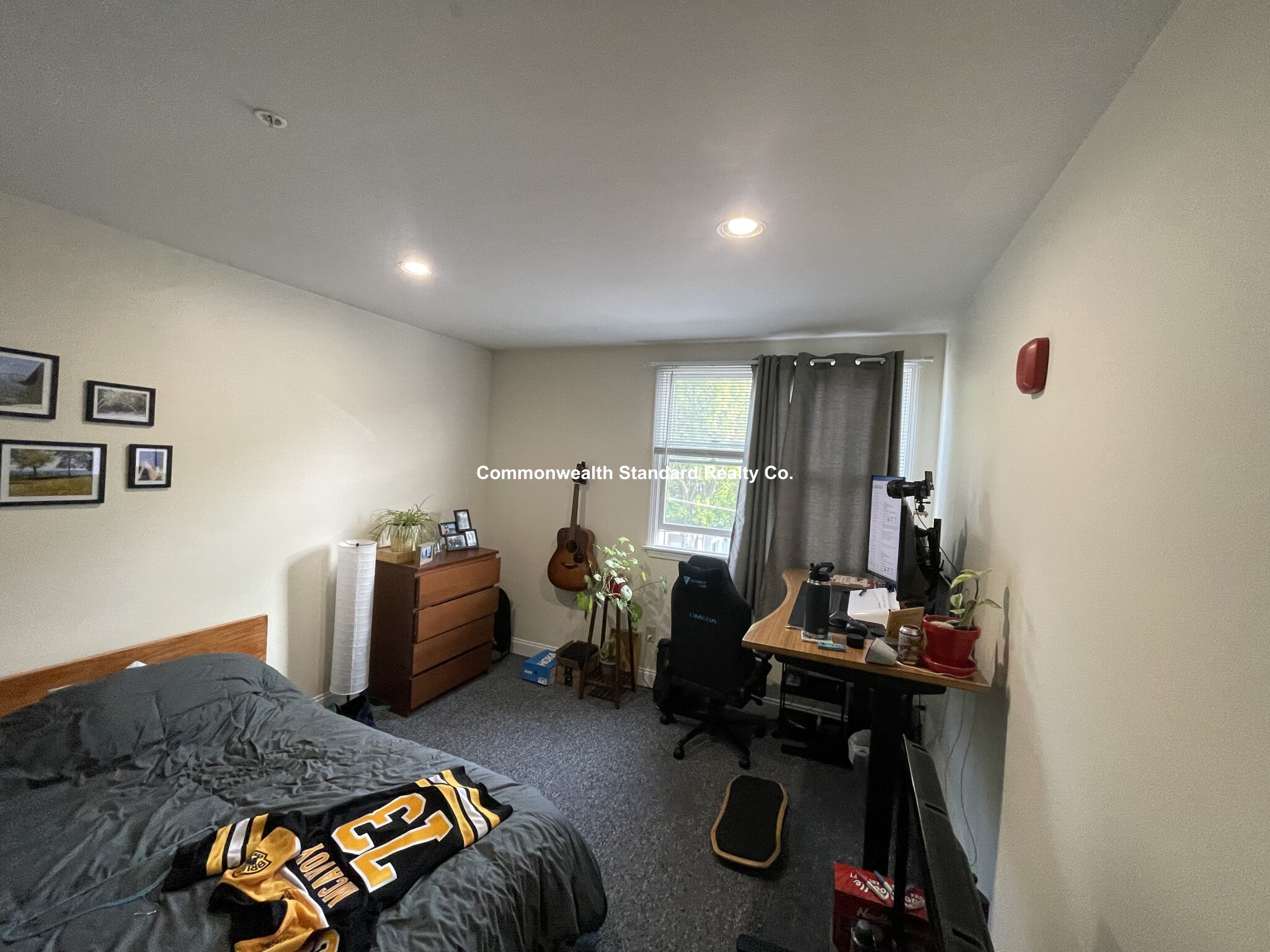 550 3rd St, South Boston