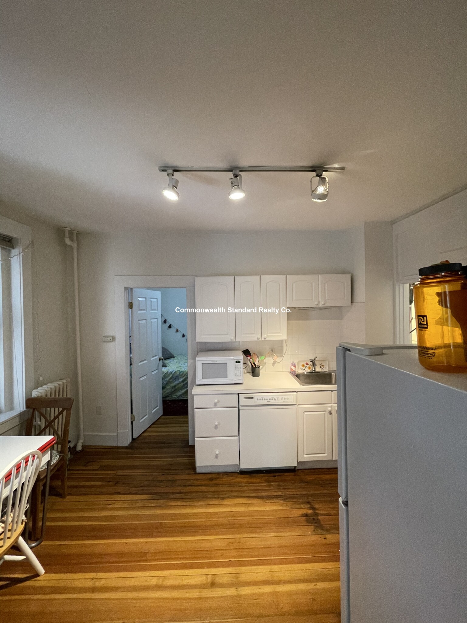 2 bed, 1 bath apartment for rent at 15 Revere St Unit 6, Beacon Hill — photo 7 of 30