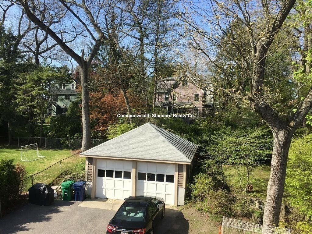 15 Hillside Rd, Newton