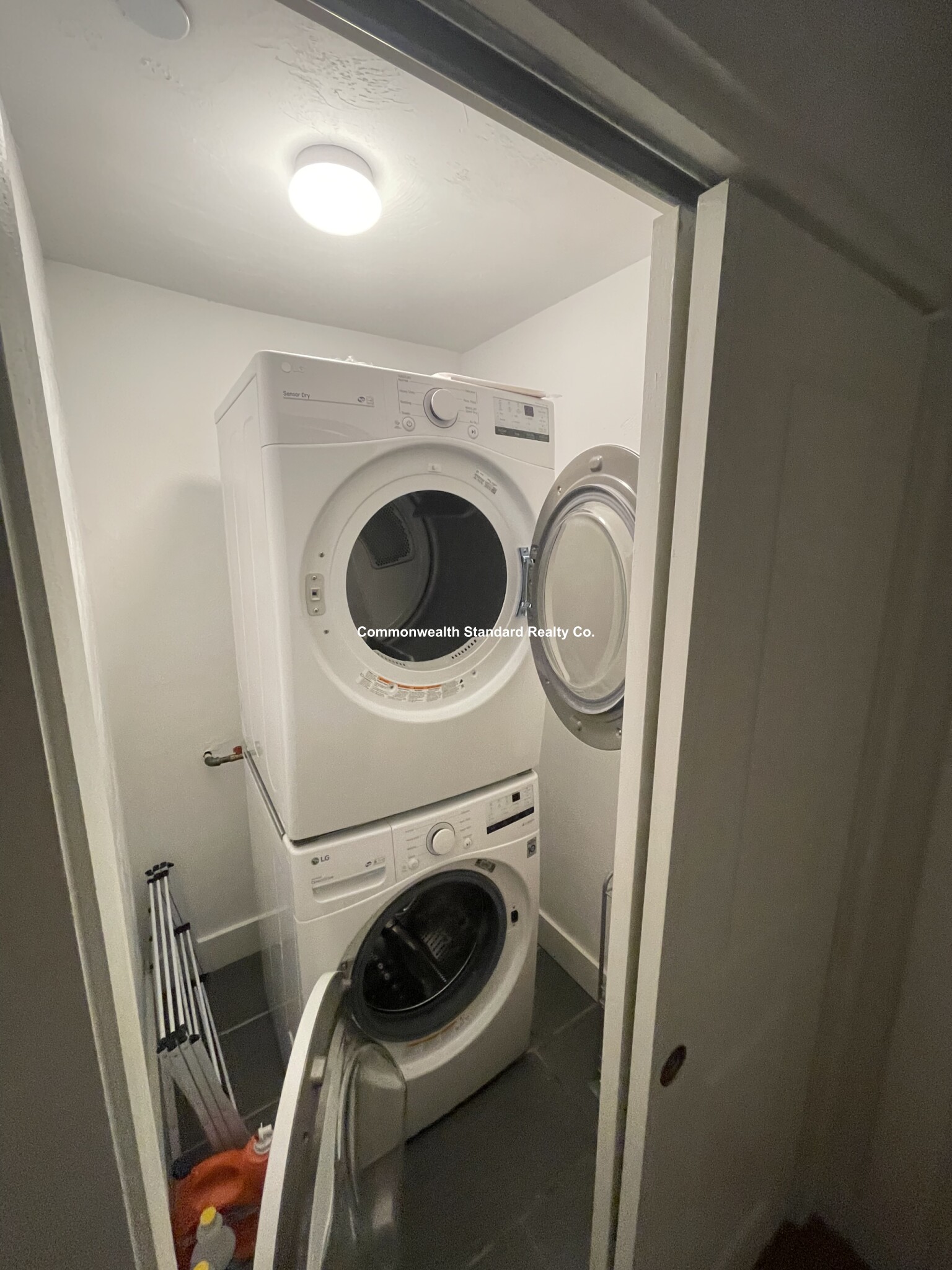 4 bed, 2 bath apartment for rent at 378 Windsor St Unit 1, Inman Square — photo 19 of 28