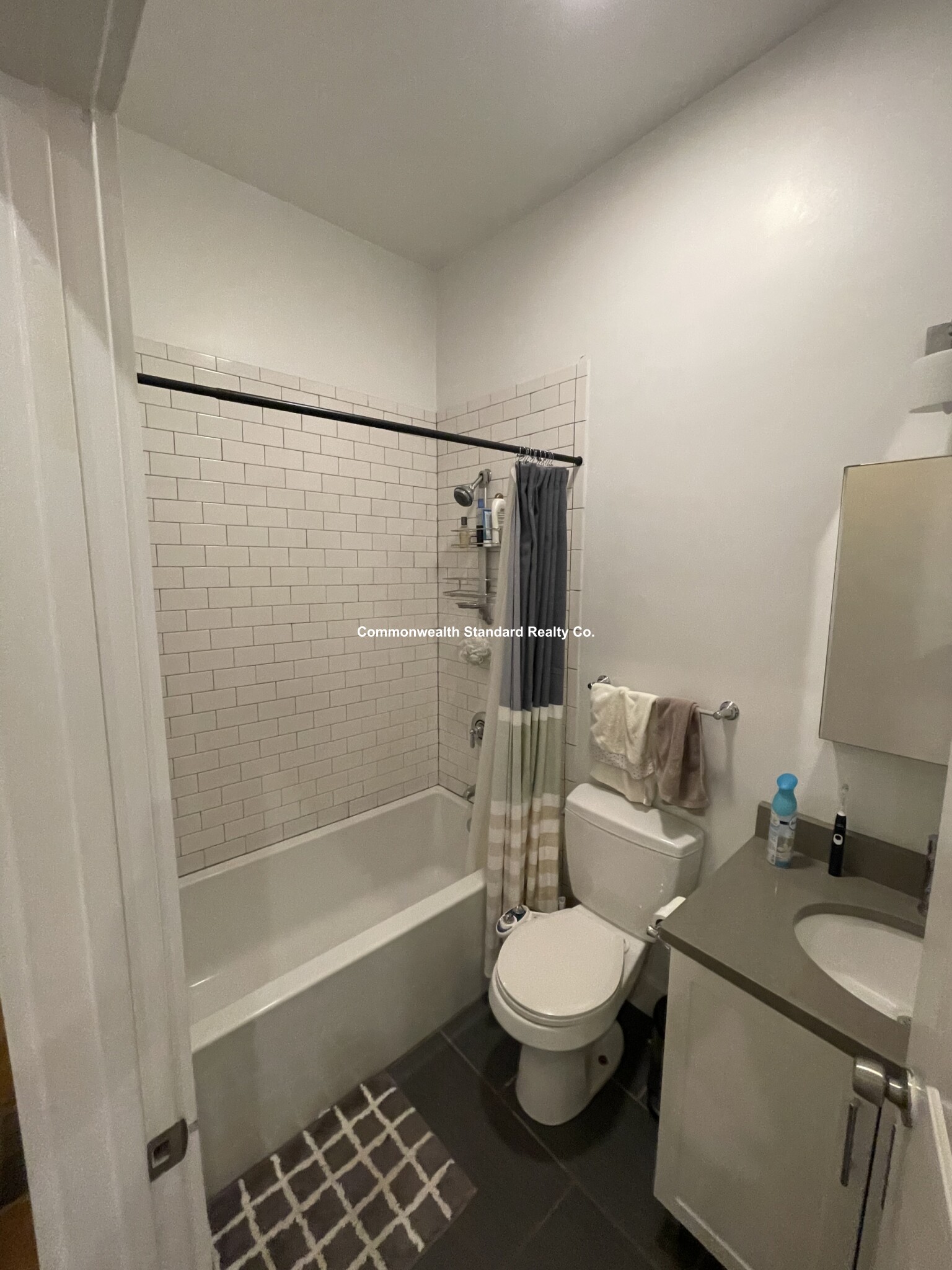 4 bed, 2 bath apartment for rent at 378 Windsor St Unit 1, Inman Square — photo 25 of 28