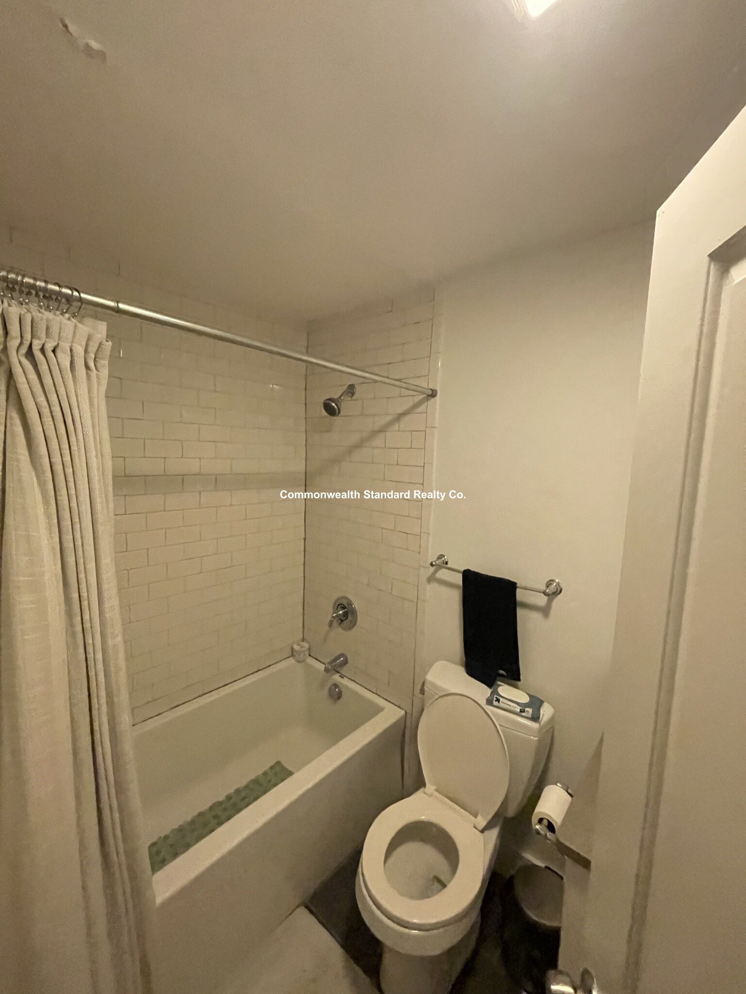 4 bed, 2 bath apartment for rent at 378 Windsor St Unit 1, Inman Square — photo 15 of 28