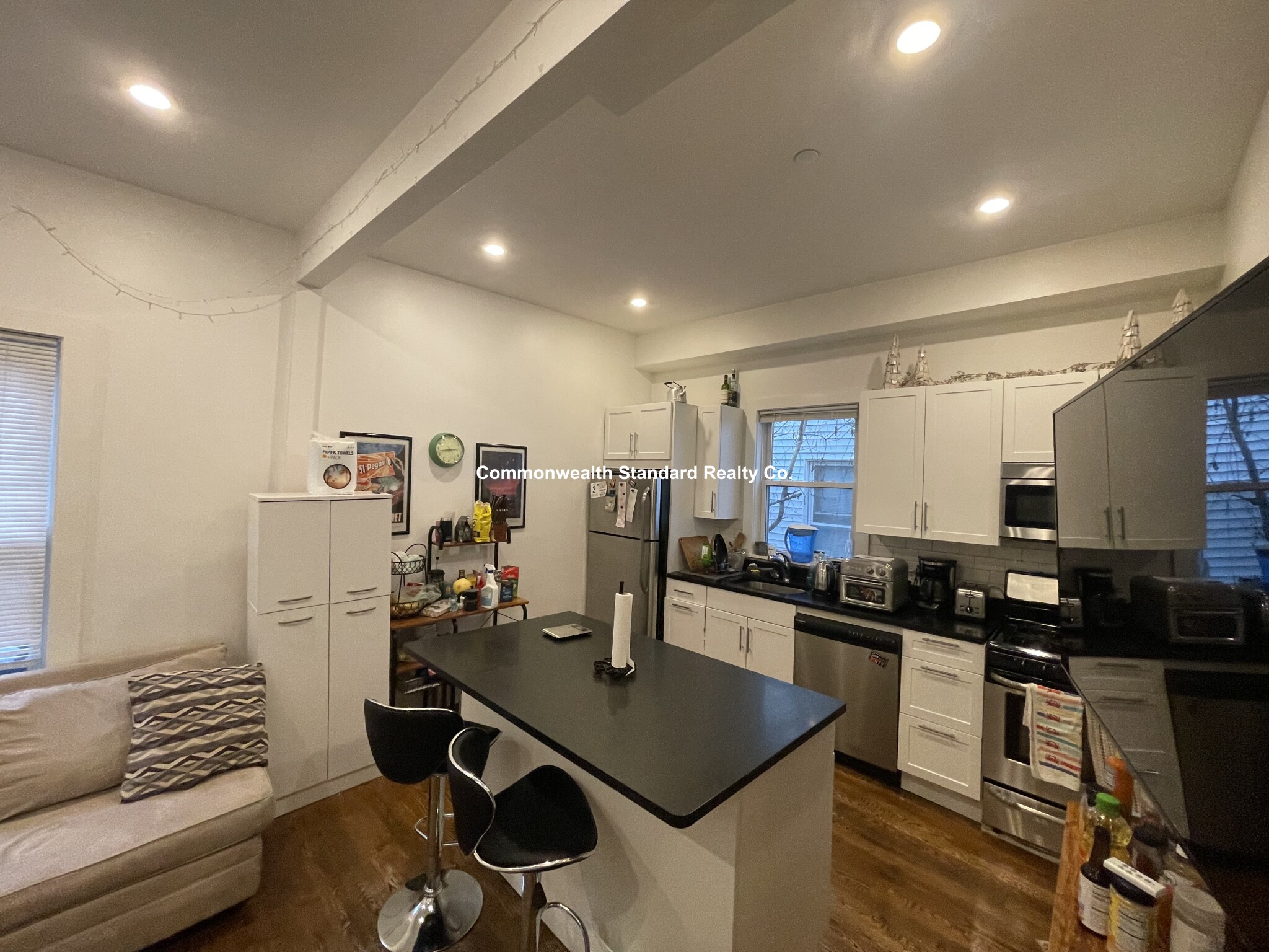 4 bed, 2 bath apartment for rent at 378 Windsor St Unit 1, Inman Square — photo 23 of 28