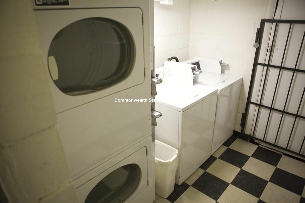 17 Irving St, Beacon Hill