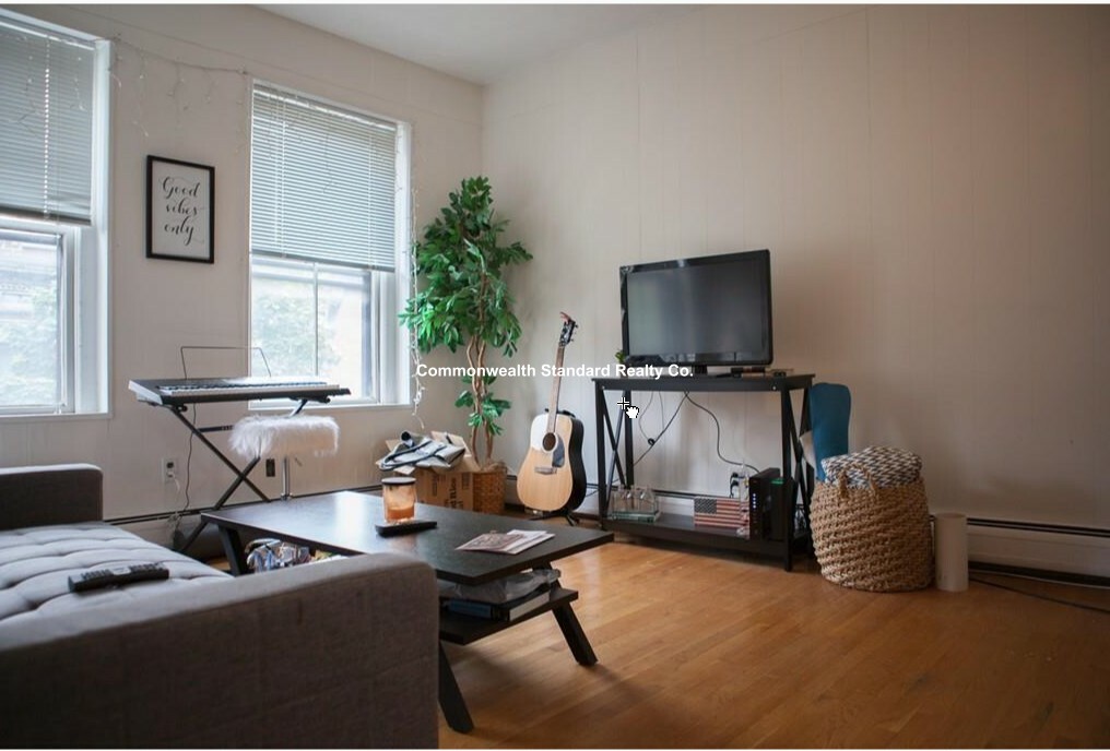 15 Irving St, Beacon Hill