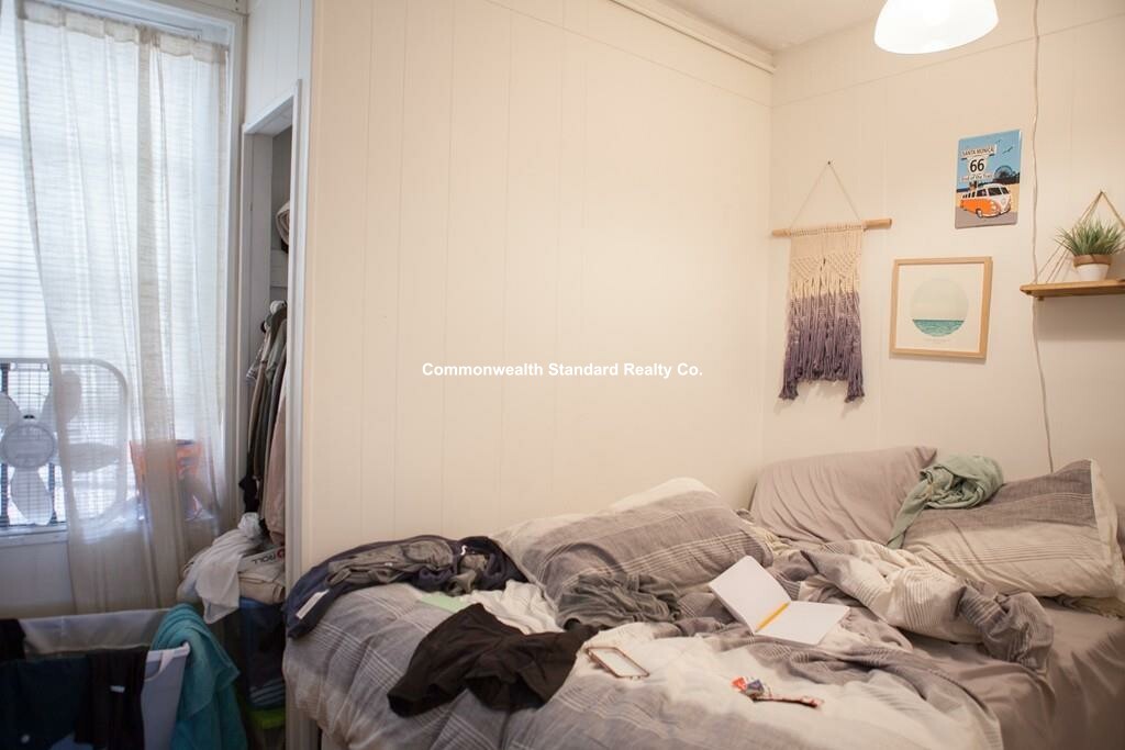 15 Irving St, Beacon Hill