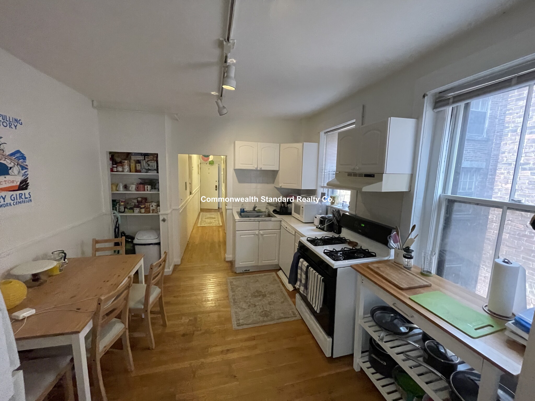 15 Irving St, Beacon Hill