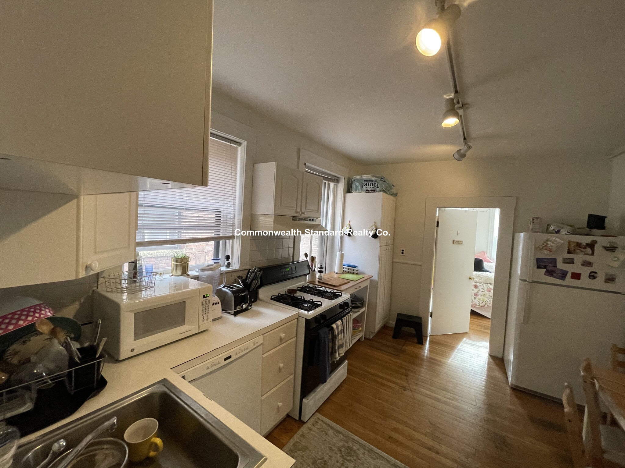 15 Irving St, Beacon Hill