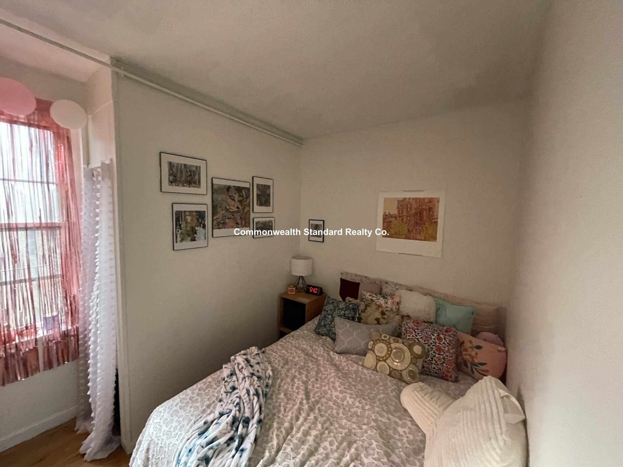 15 Irving St, Beacon Hill