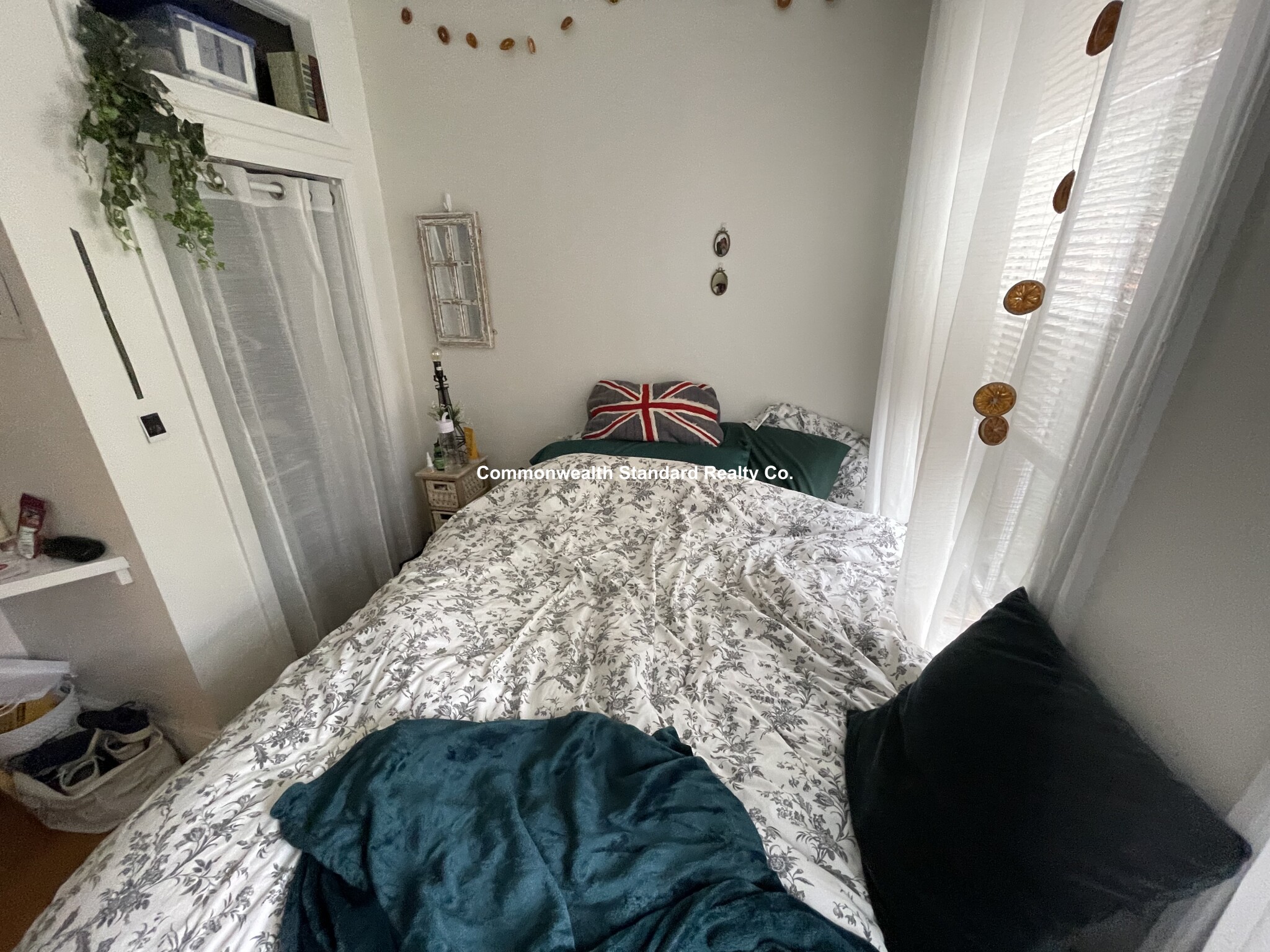 15 Irving St, Beacon Hill