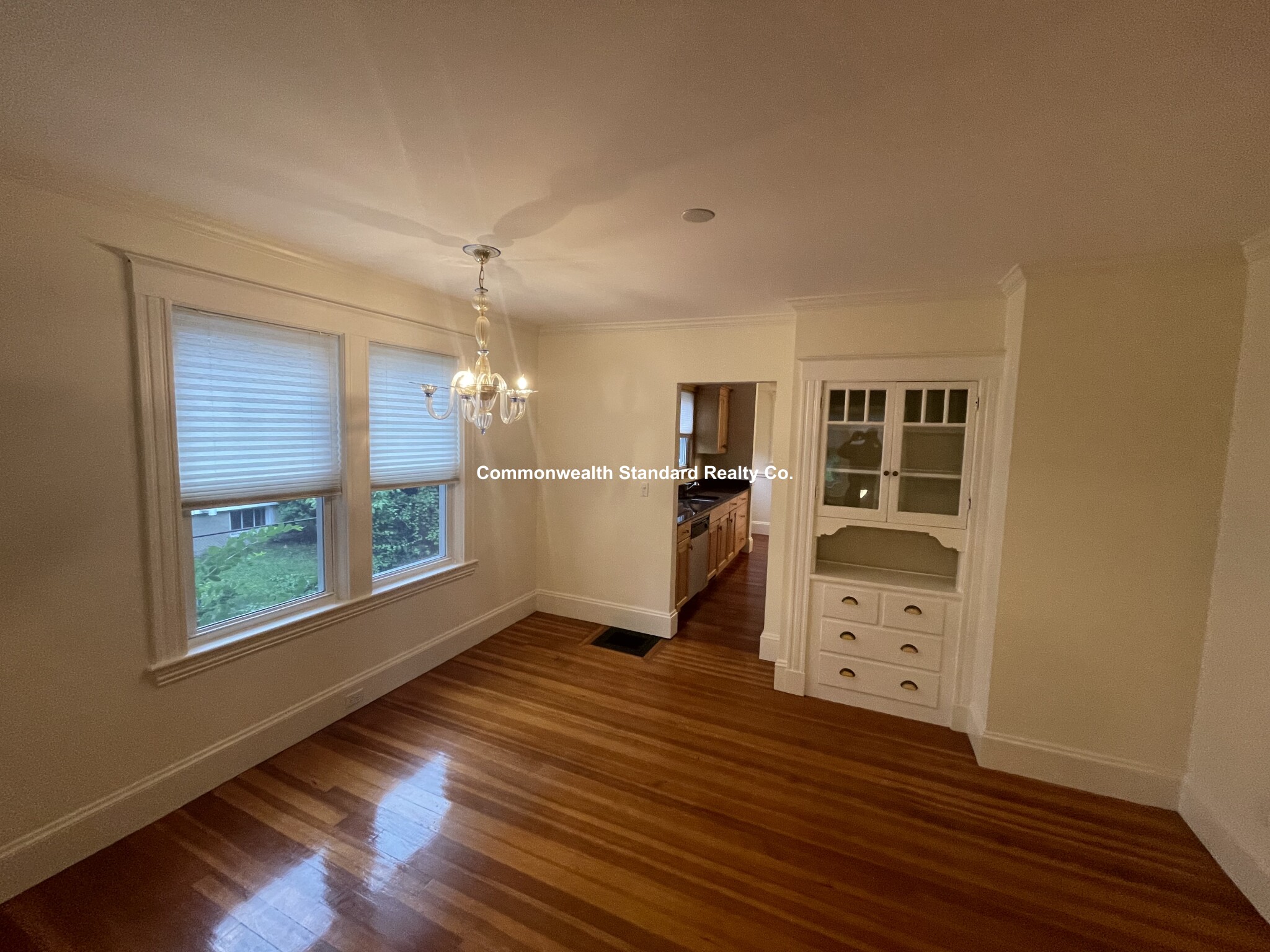 17 Hillside Rd, Newton Highlands