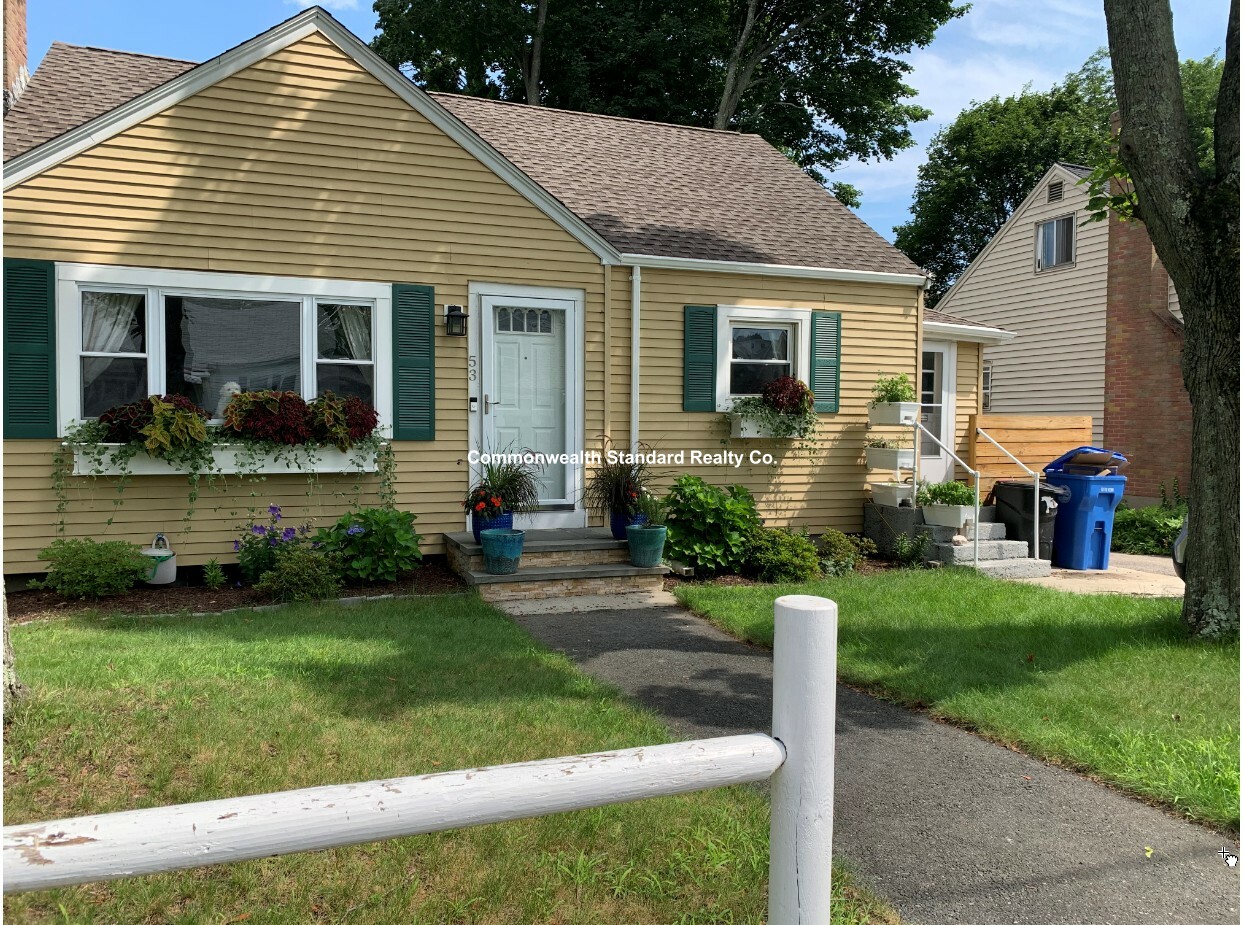 53 Gale St, Waltham