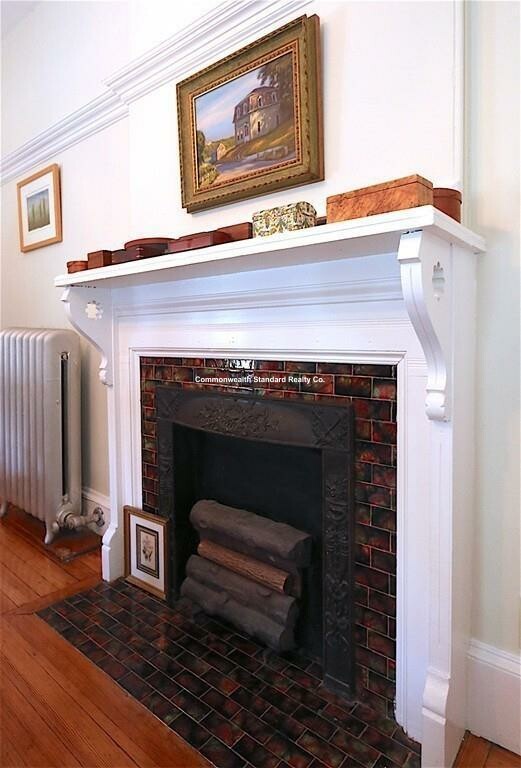2 bed, 1 bath apartment for rent at 33 Alveston St Unit 2, Jamaica Plain — photo 5 of 9