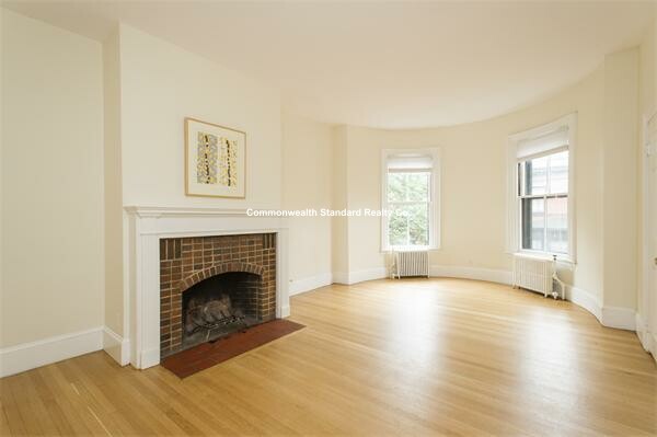 8 Brimmer St, Beacon Hill