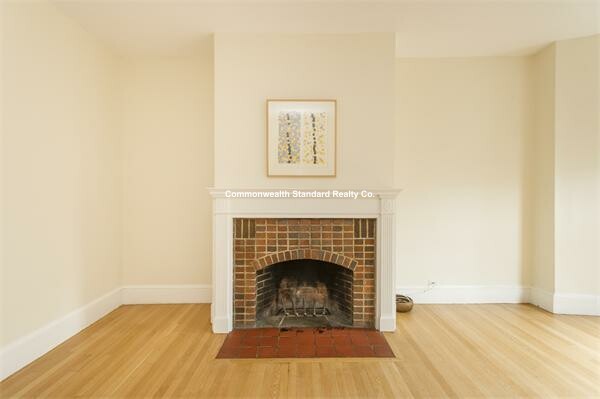 8 Brimmer St, Beacon Hill