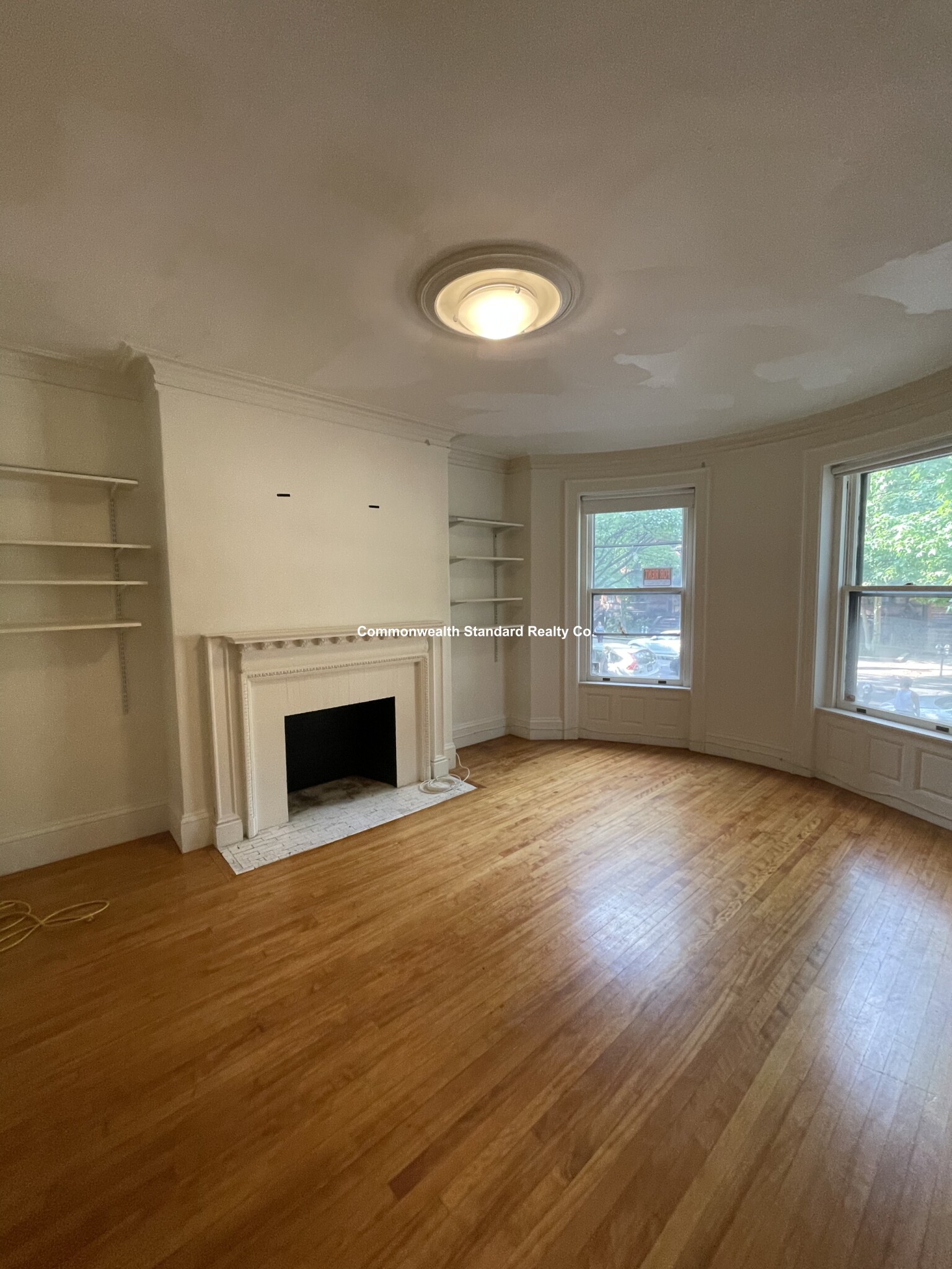 174 Bay State Rd, Fenway