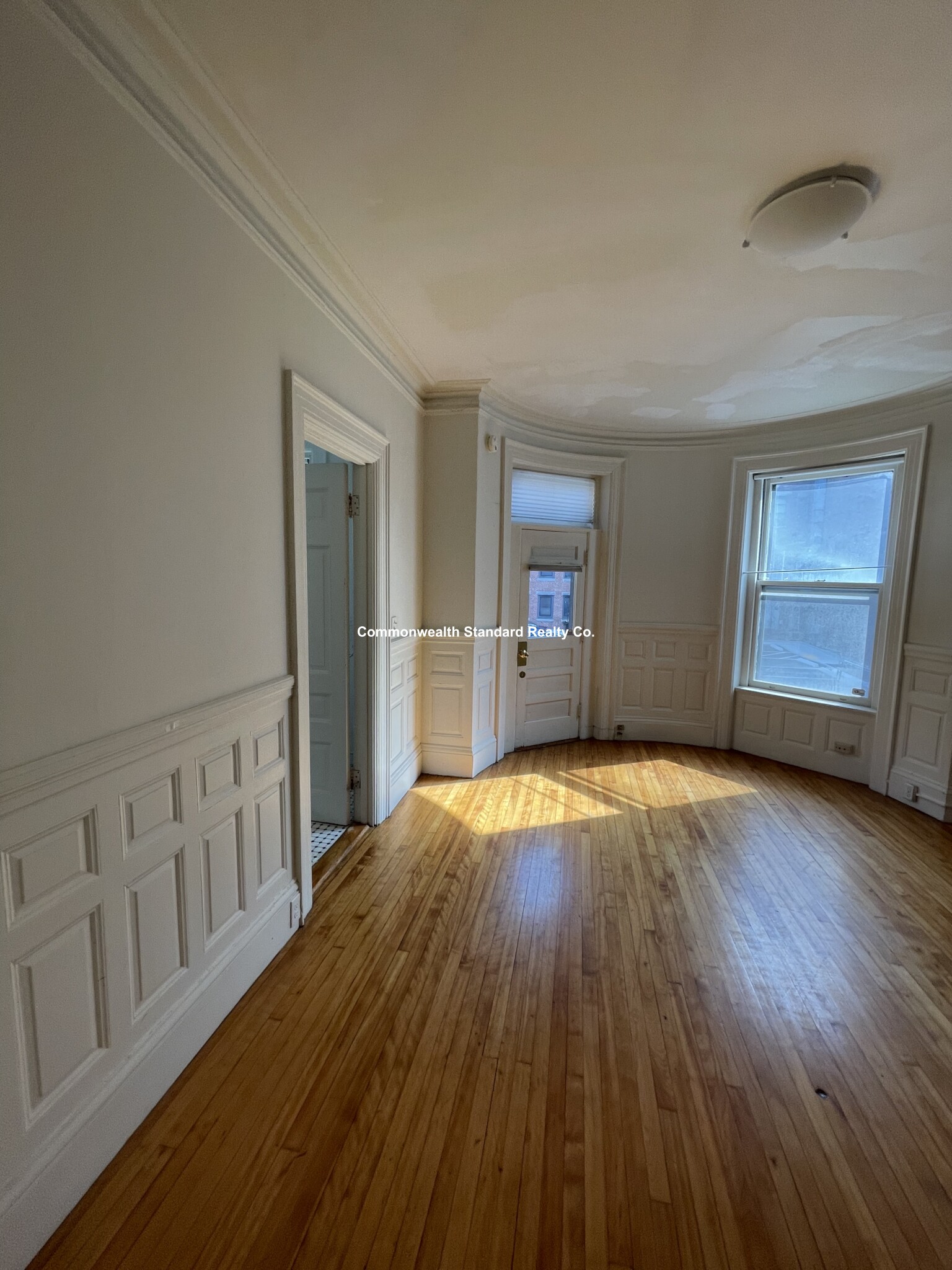 174 Bay State Rd, Fenway