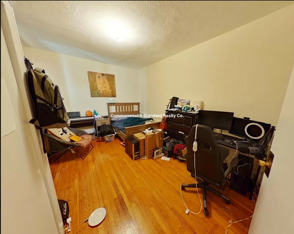 2 bed, 2 bath apartment for rent at 15 Melvin Ave Unit 4, Brighton — photo 6 of 9
