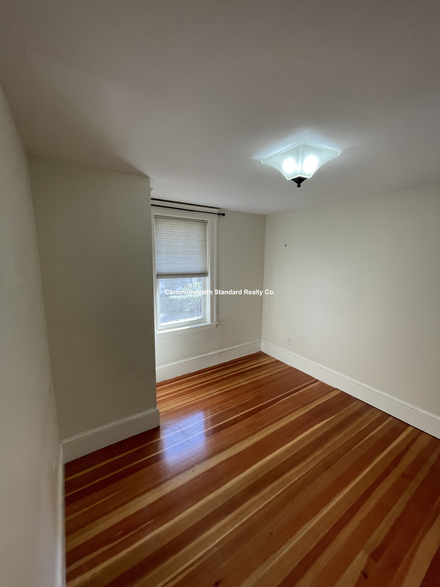 15 Hillside Rd, Newton