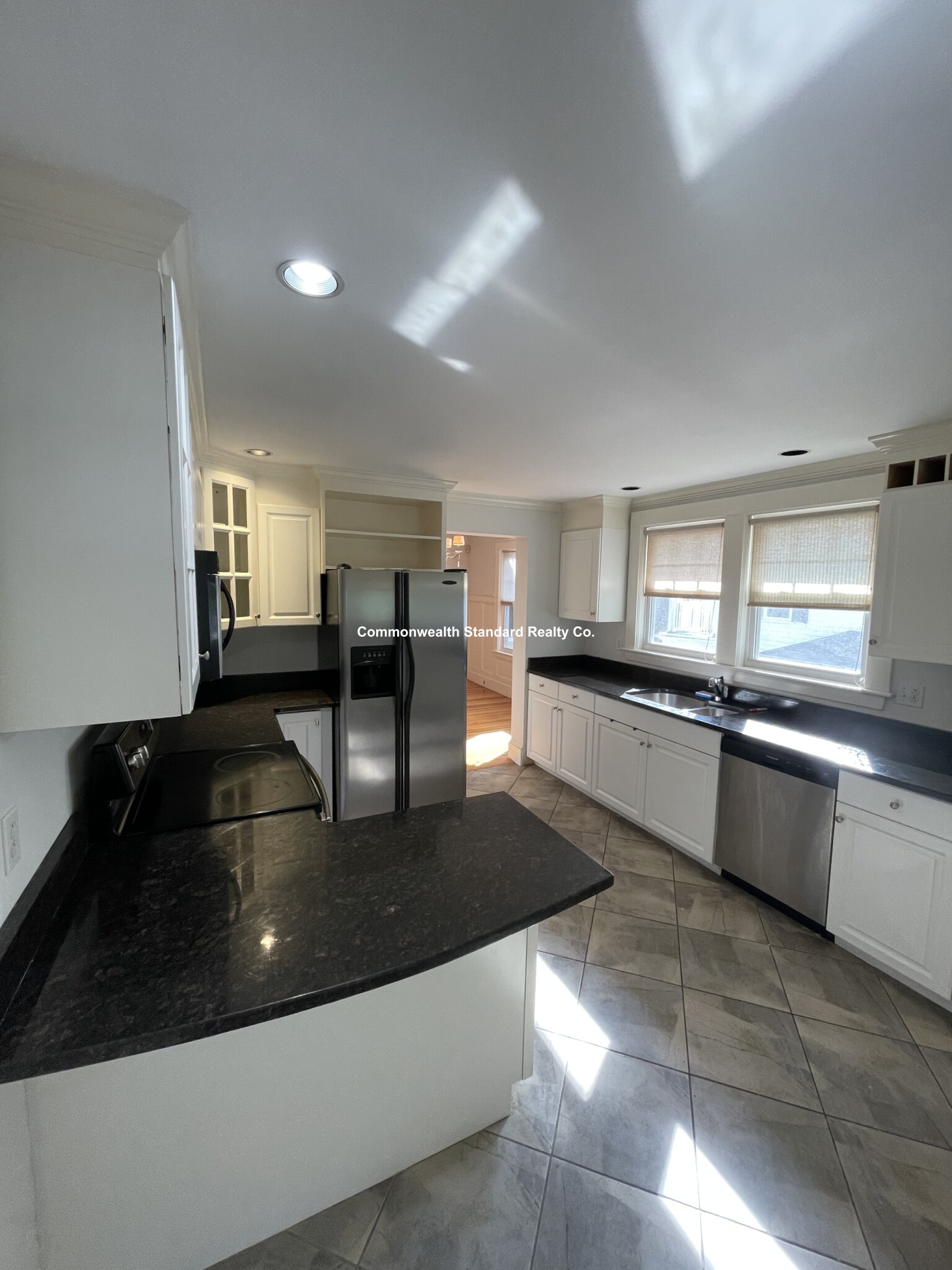 15 Hillside Rd, Newton