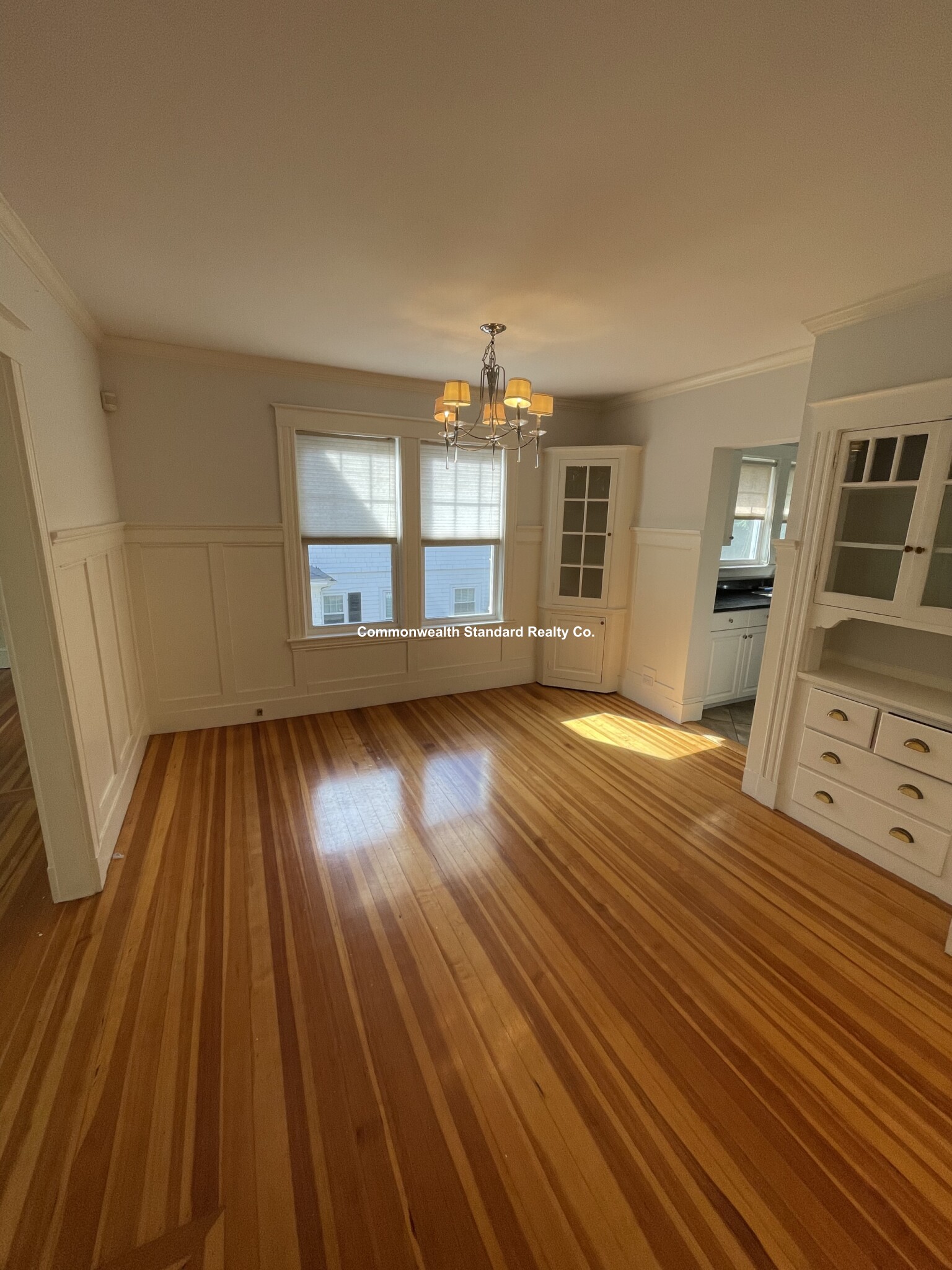 15 Hillside Rd, Newton