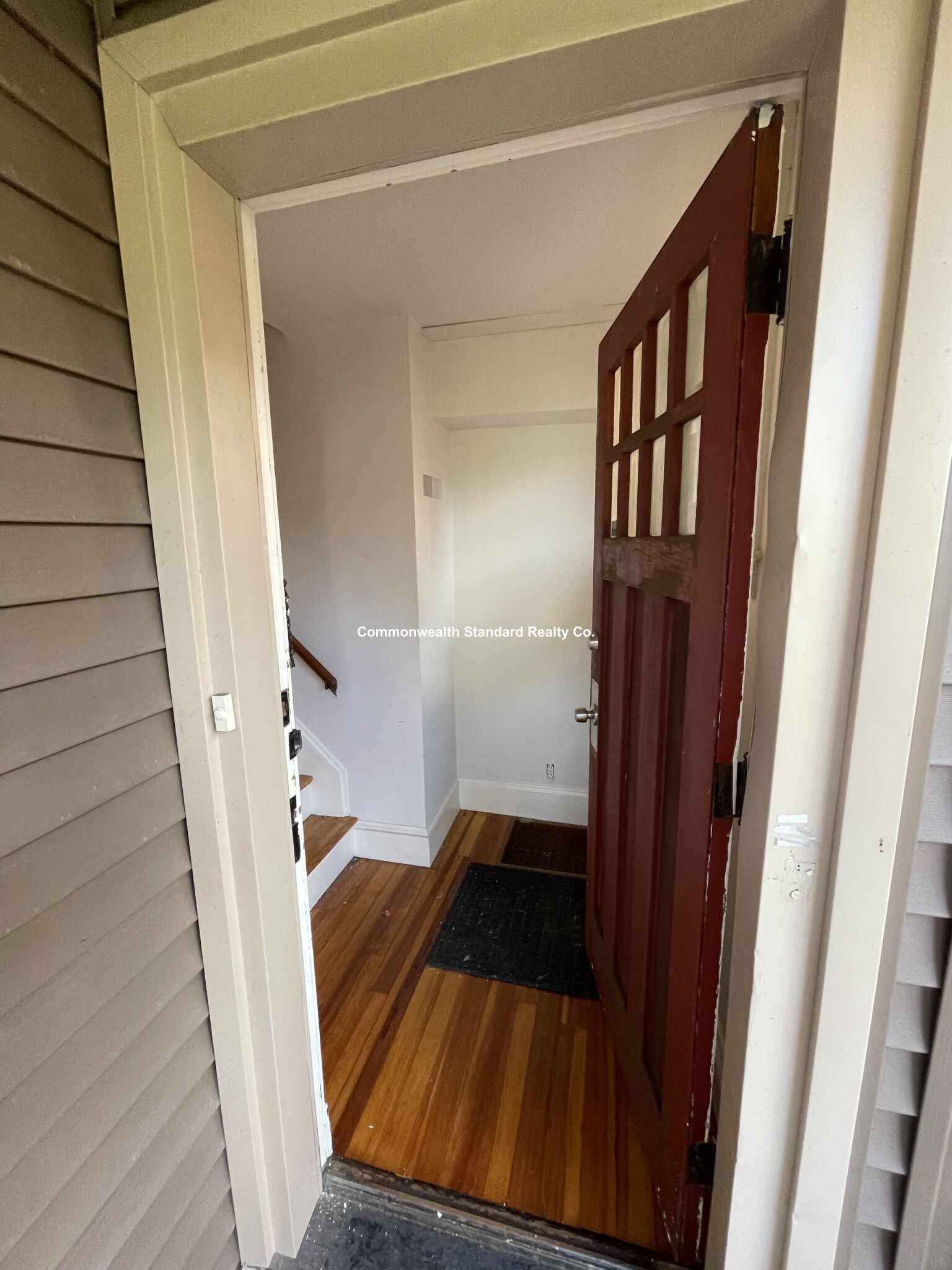 15 Hillside Rd, Newton