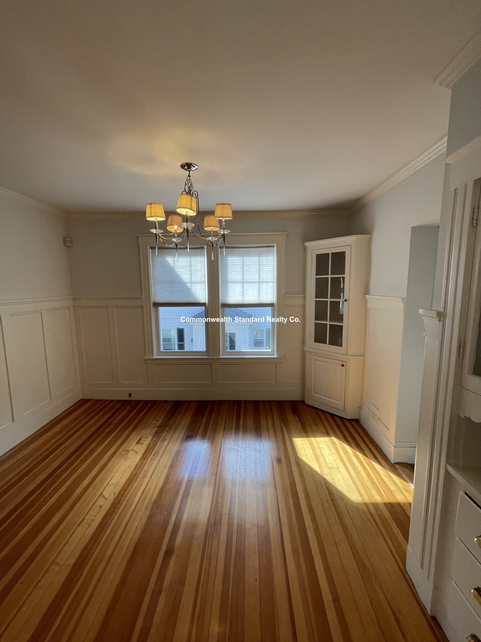 15 Hillside Rd, Newton