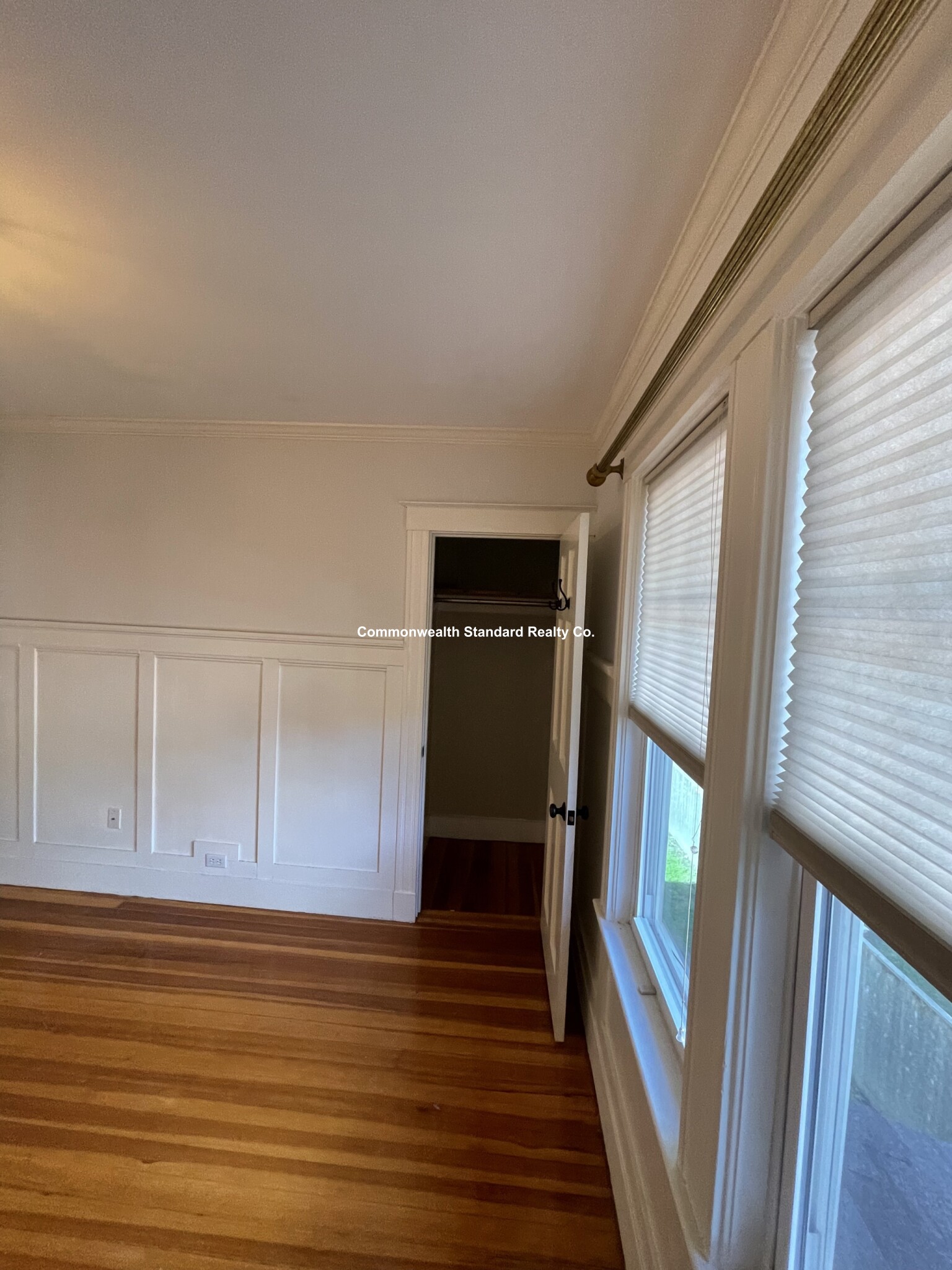 15 Hillside Rd, Newton