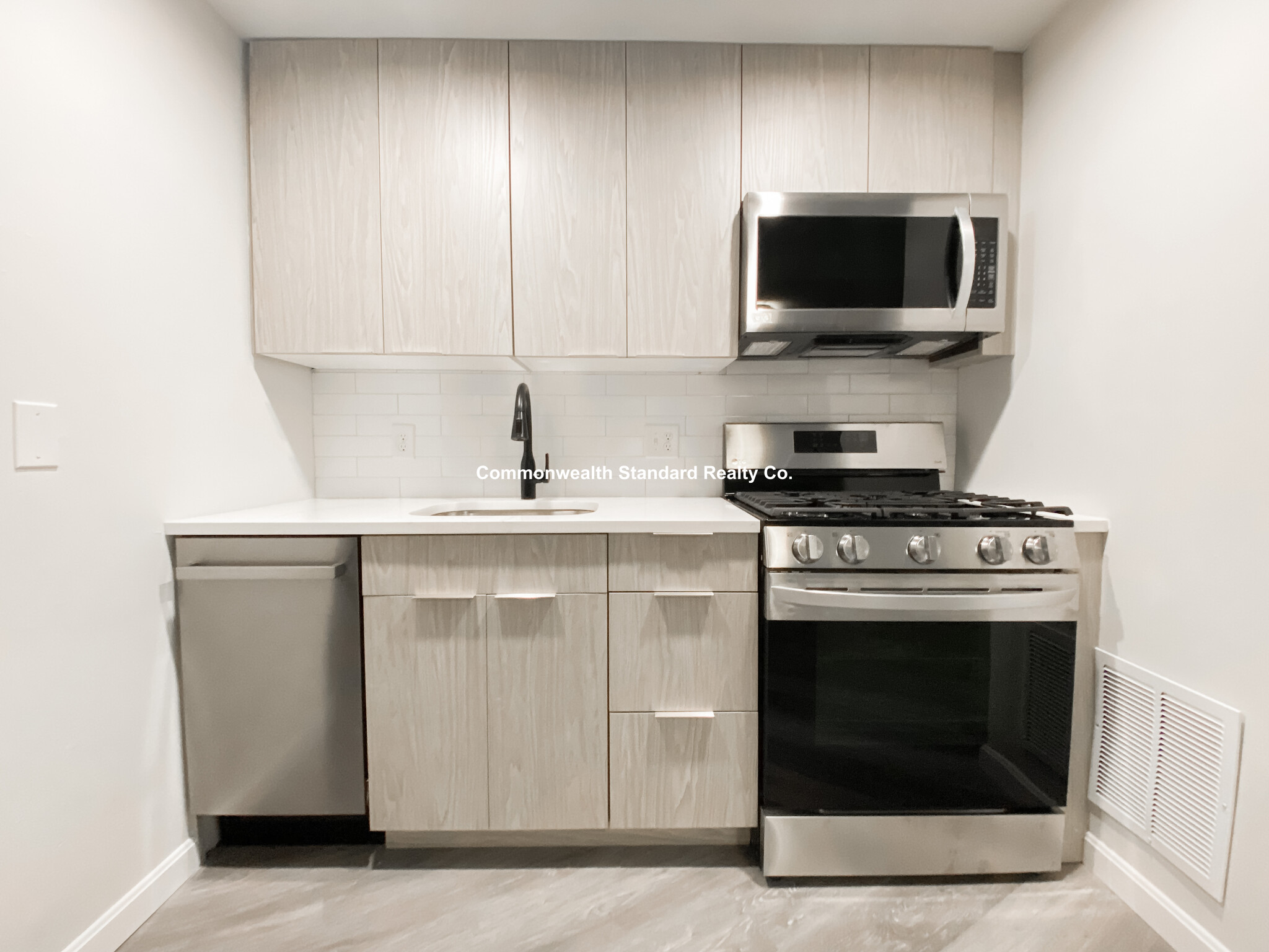 2 bed, 1 bath apartment for rent at 125 Salem St Unit 6, North End