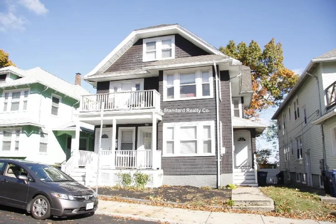 15 Boulevard Ter, Brighton