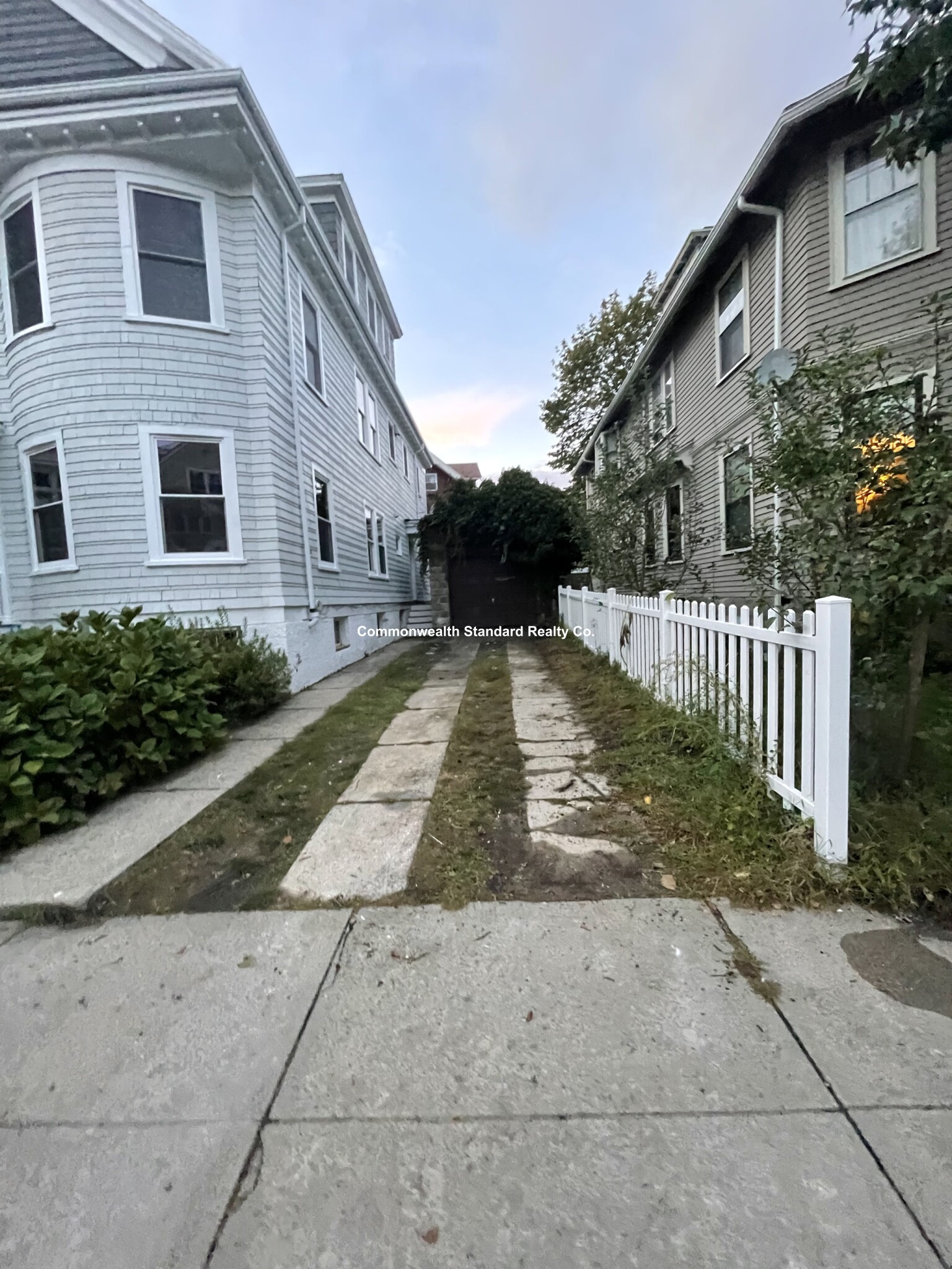 3 bed, 1 bath apartment for rent at 10 Pondview Ave Unit 1, Jamaica Plain — photo 43 of 50