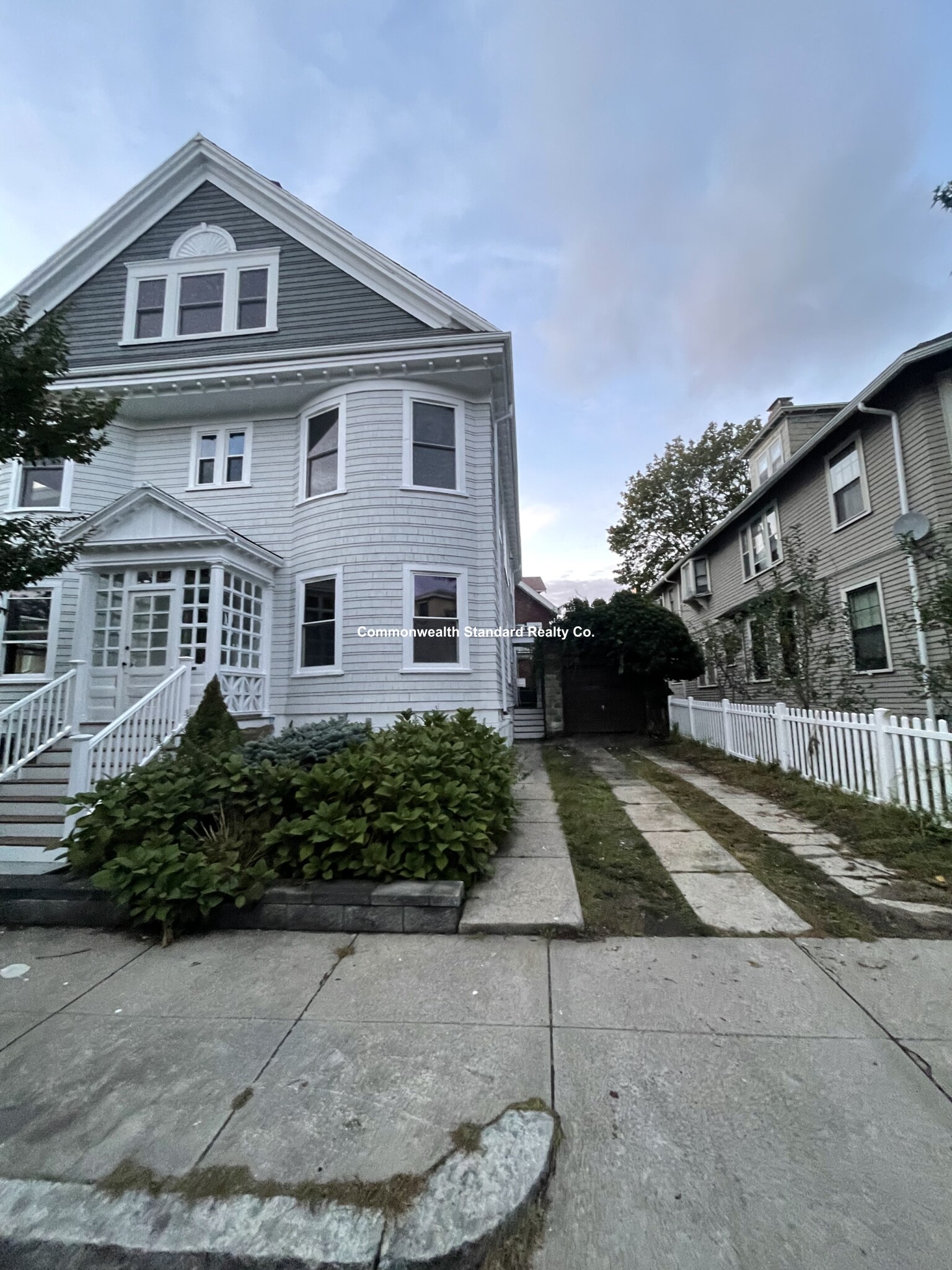 3 bed, 1 bath apartment for rent at 10 Pondview Ave Unit 1, Jamaica Plain — photo 46 of 50