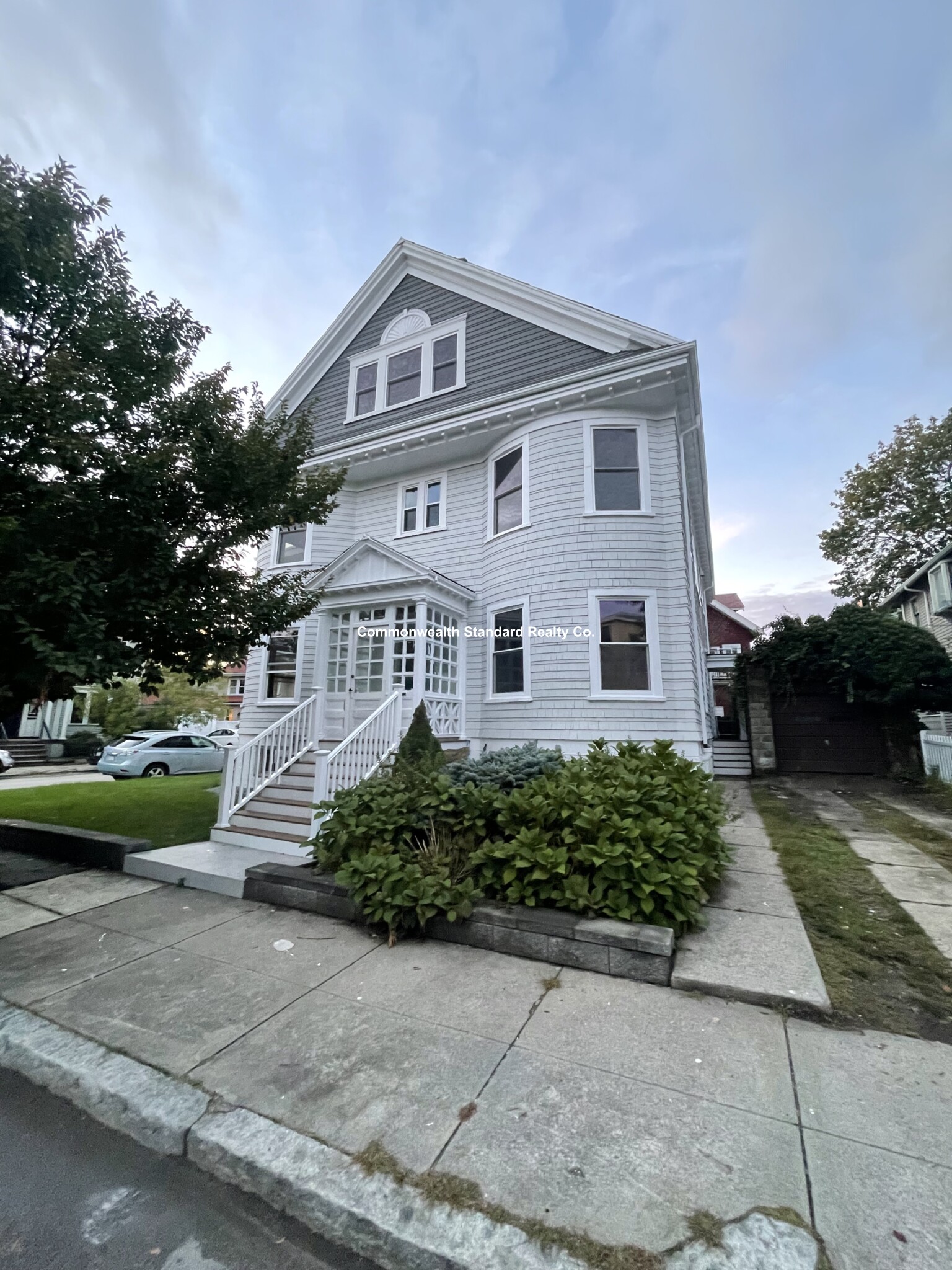 3 bed, 1 bath apartment for rent at 10 Pondview Ave Unit 1, Jamaica Plain — photo 50 of 50