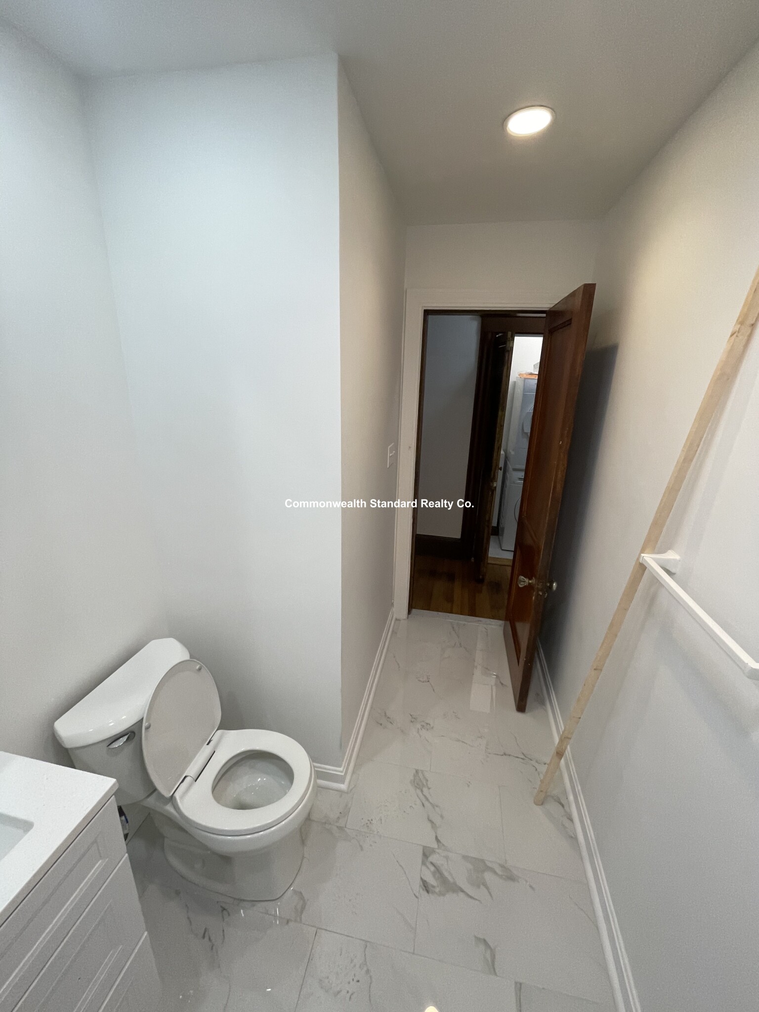 3 bed, 1 bath apartment for rent at 10 Pondview Ave Unit 1, Jamaica Plain — photo 6 of 50
