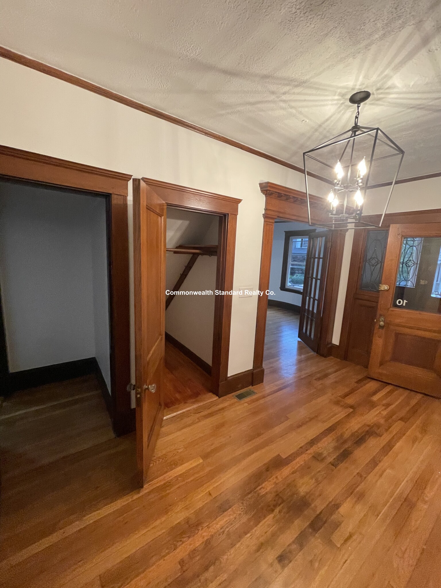 3 bed, 1 bath apartment for rent at 10 Pondview Ave Unit 1, Jamaica Plain — photo 21 of 50