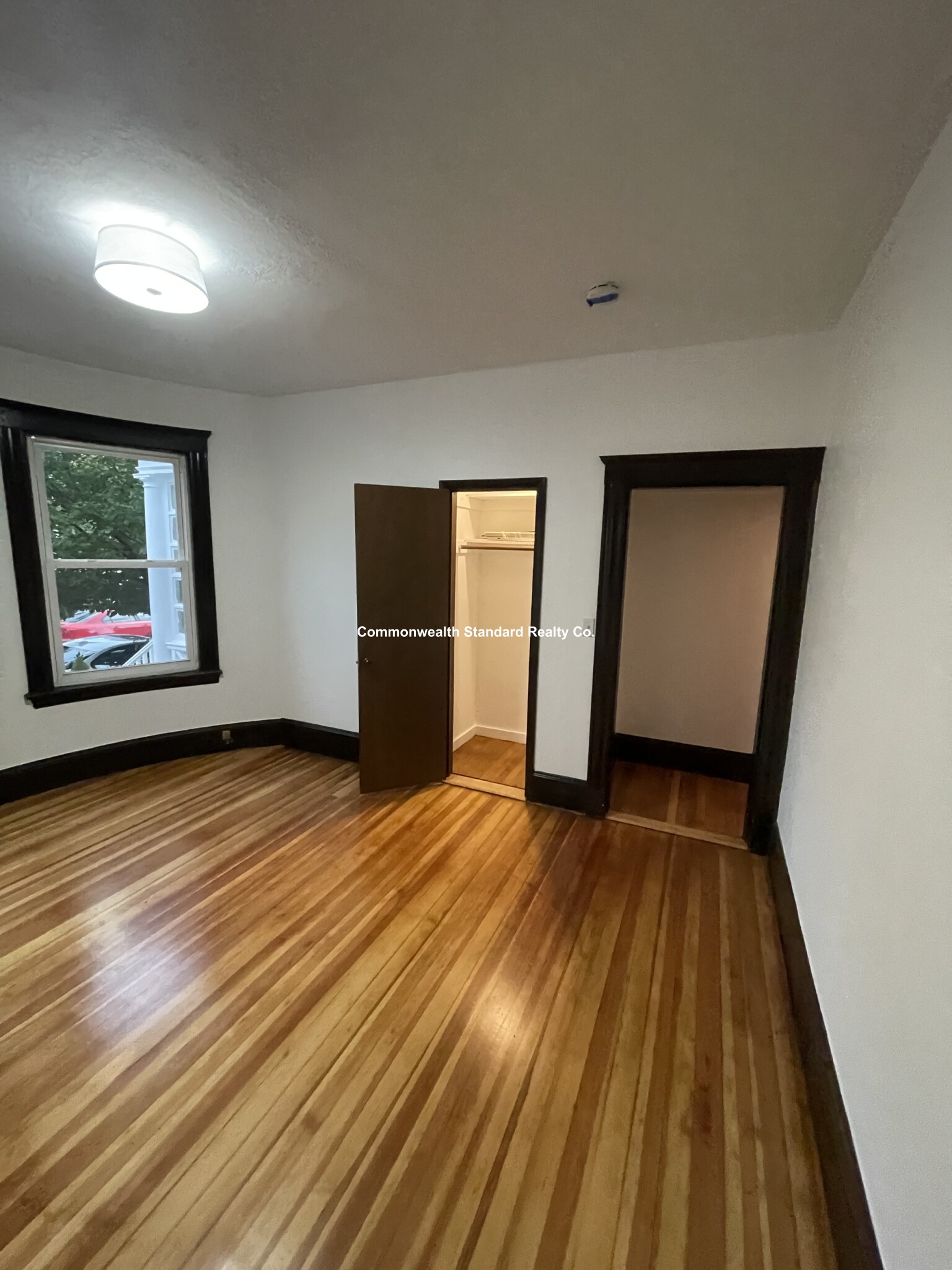 3 bed, 1 bath apartment for rent at 10 Pondview Ave Unit 1, Jamaica Plain — photo 36 of 50
