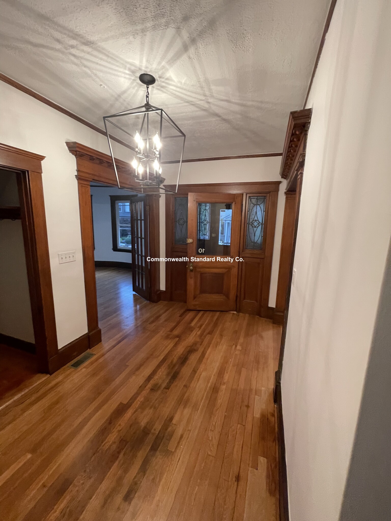 3 bed, 1 bath apartment for rent at 10 Pondview Ave Unit 1, Jamaica Plain — photo 17 of 50