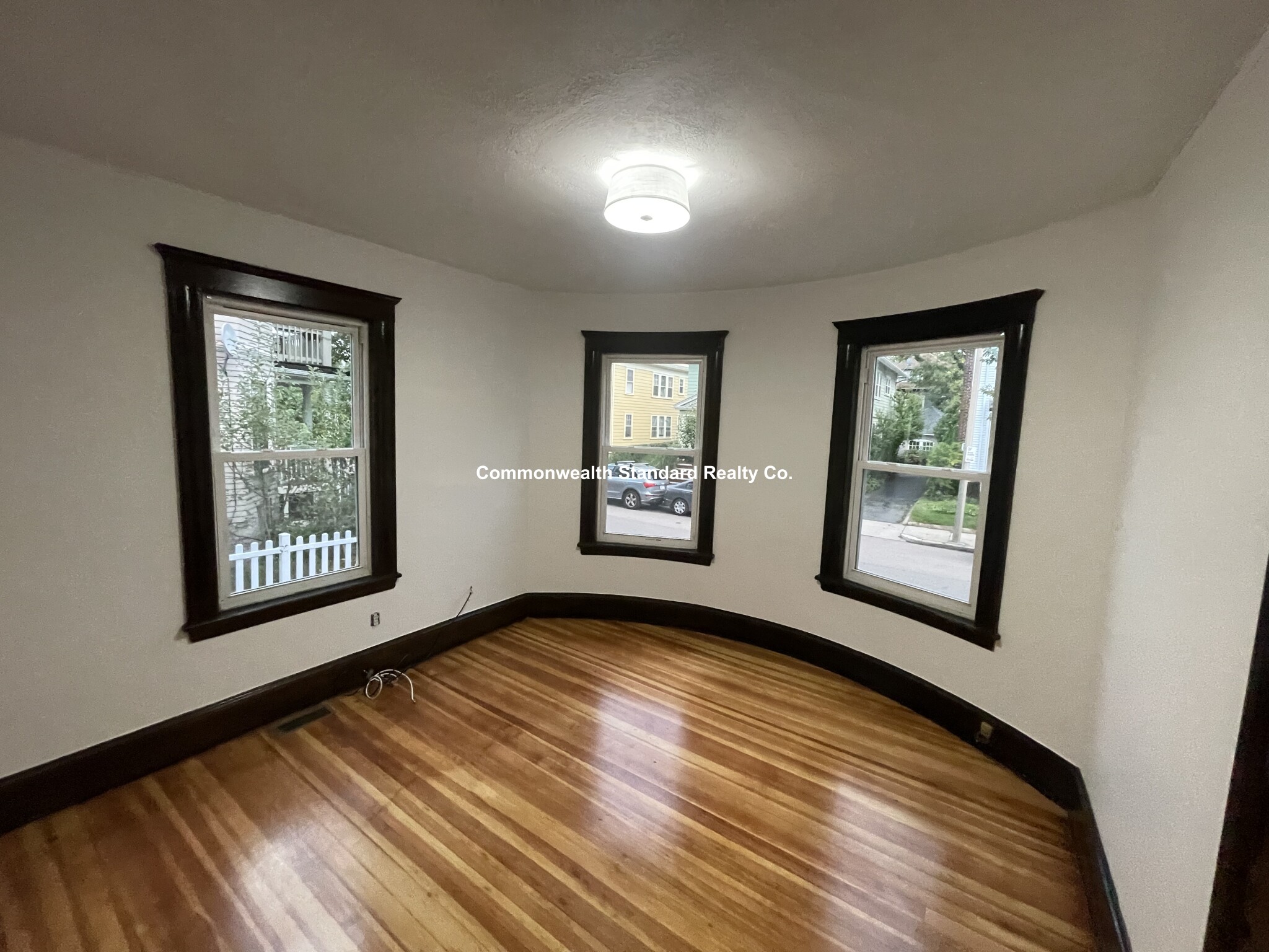 3 bed, 1 bath apartment for rent at 10 Pondview Ave Unit 1, Jamaica Plain — photo 39 of 50