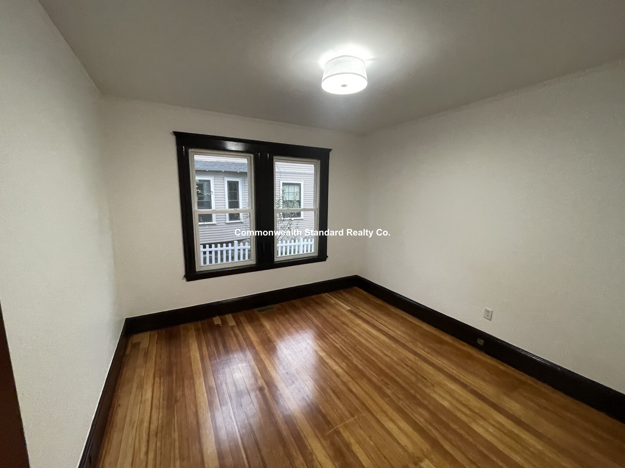 3 bed, 1 bath apartment for rent at 10 Pondview Ave Unit 1, Jamaica Plain — photo 34 of 50