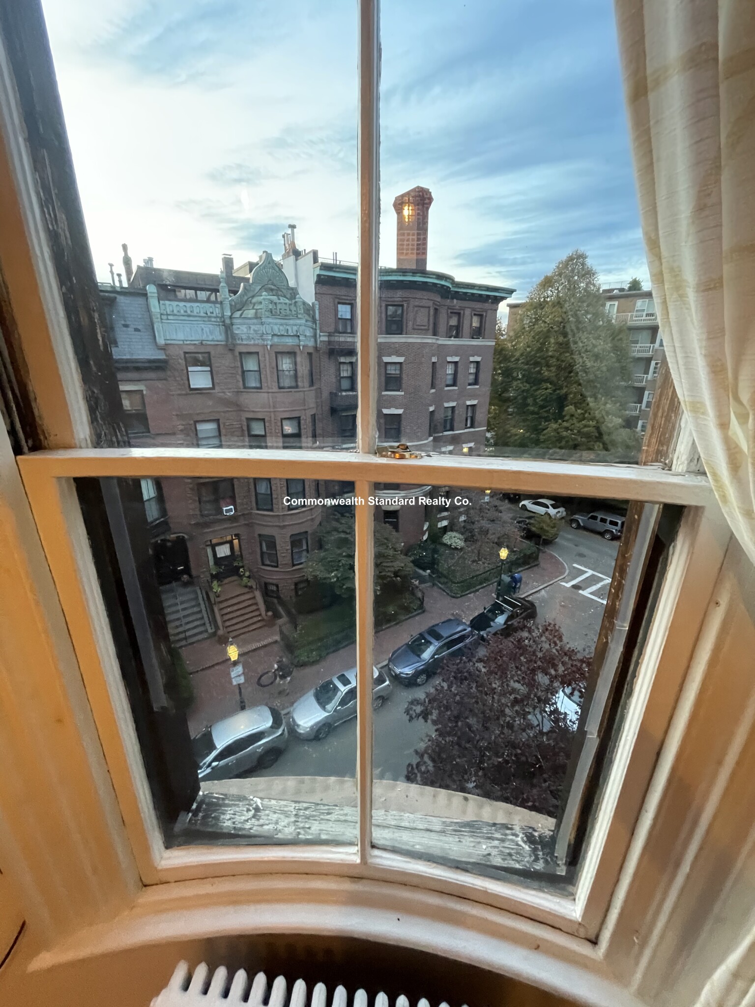 8 Brimmer St, Beacon Hill