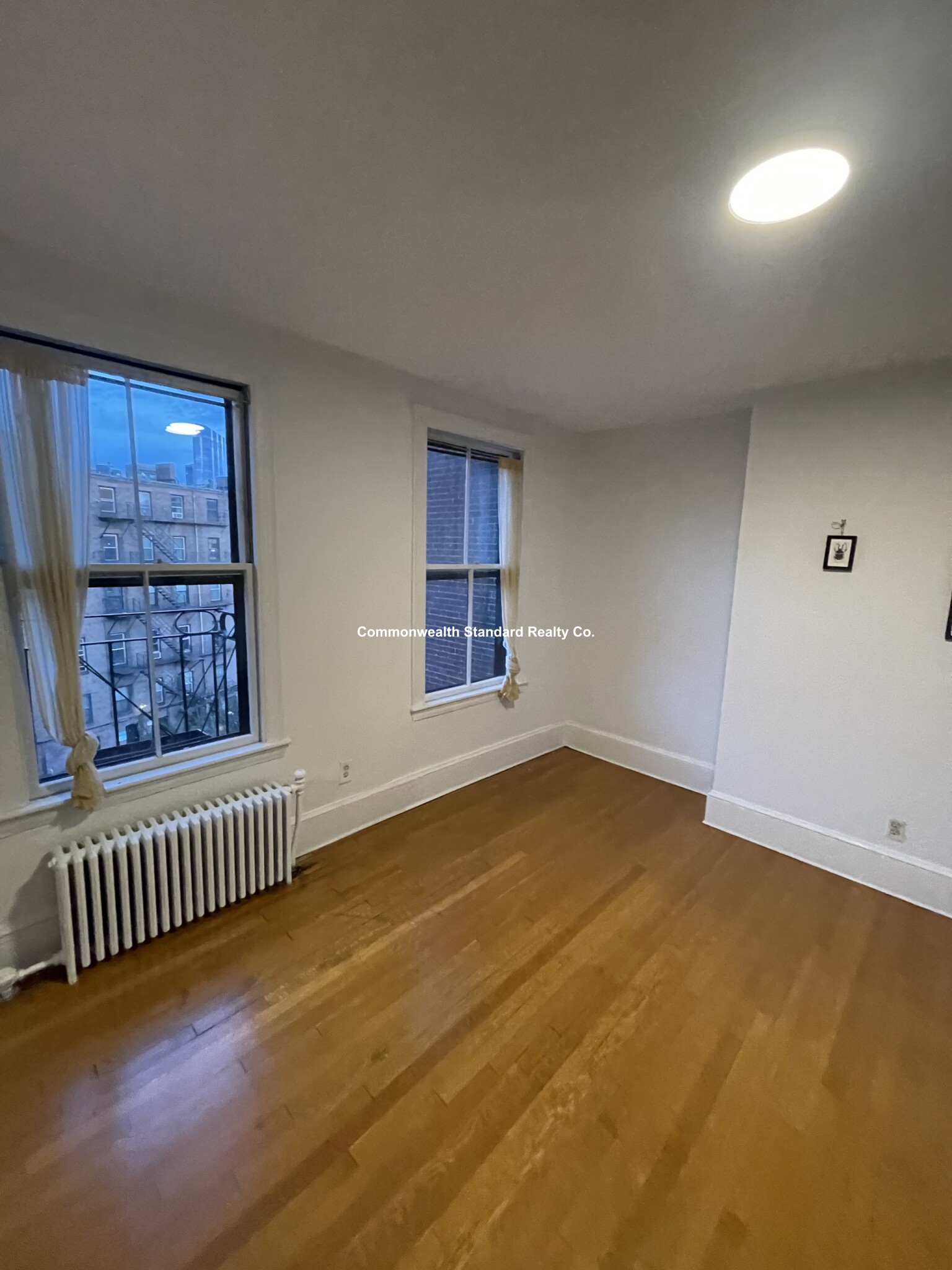 8 Brimmer St, Beacon Hill