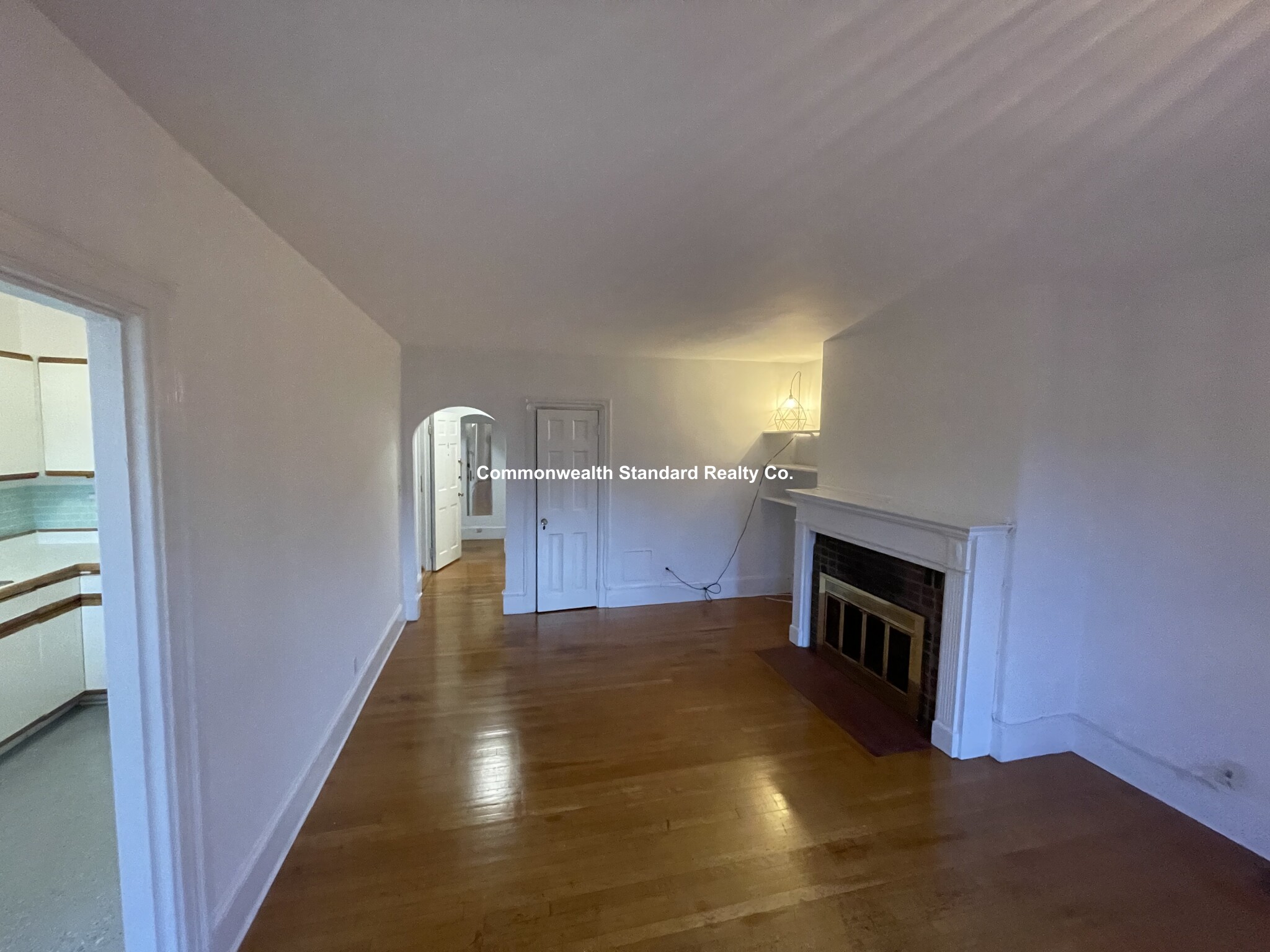 8 Brimmer St, Beacon Hill